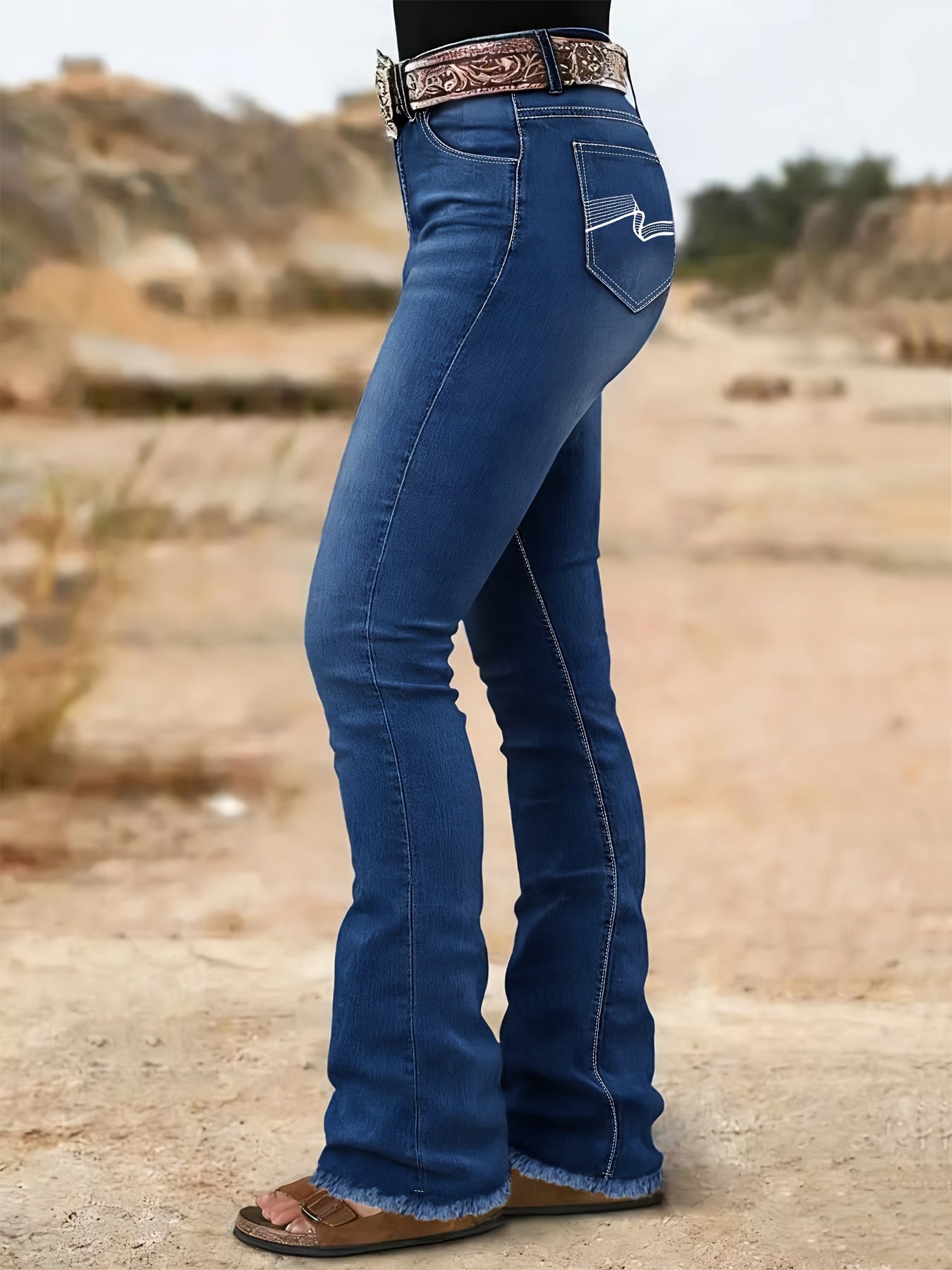Women's High-Waist Flare Jeans - Black Embroidered Weekend detail view