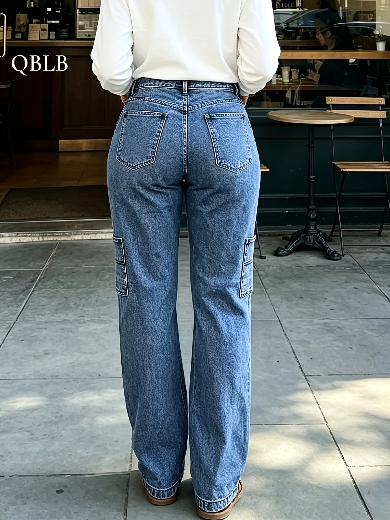 Women's High-Waist Jeans - Medium Blue Pocket Detail Stretch detail view