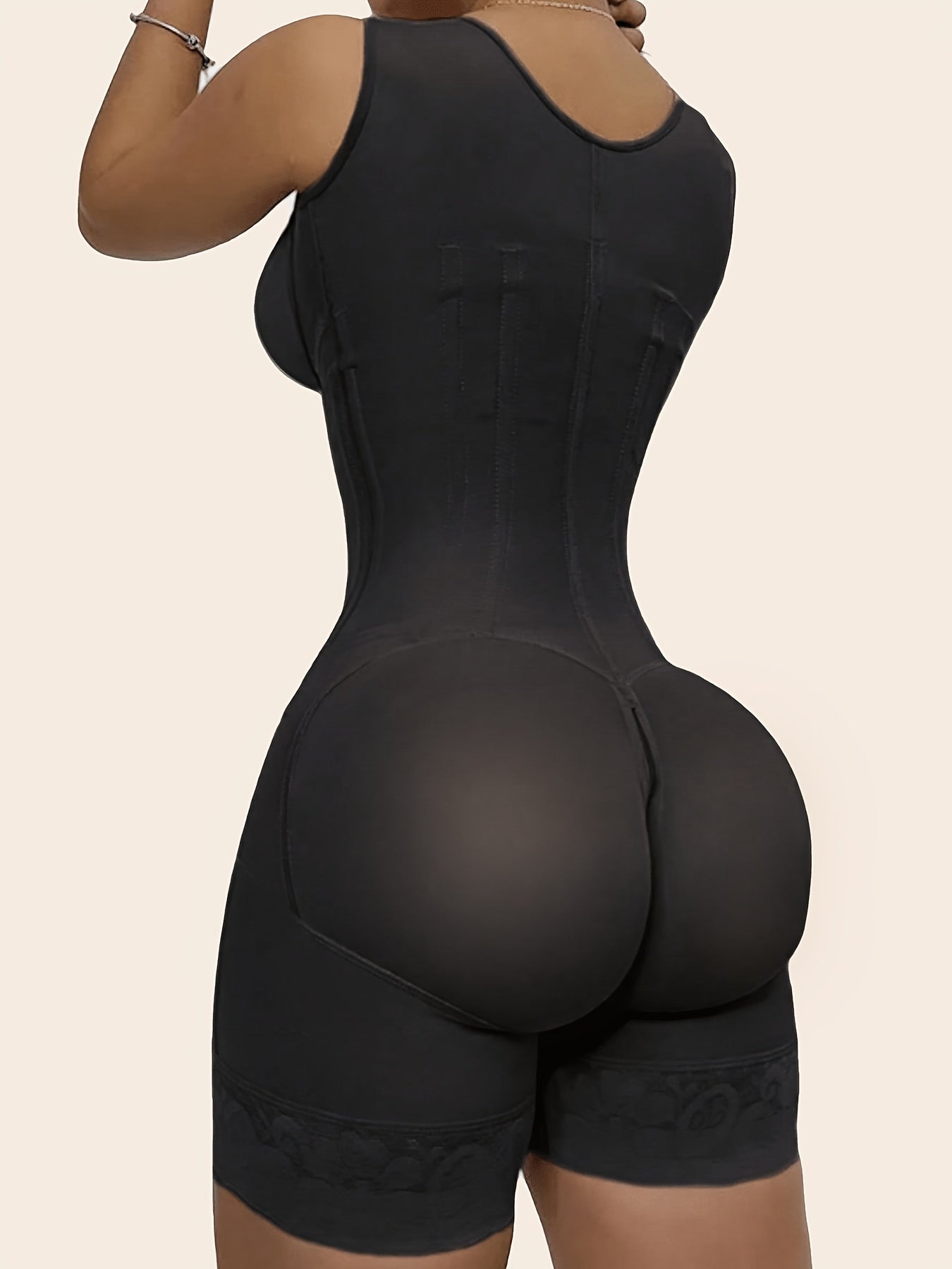 Women's High-Waist Shapewear Pants - Tummy Control Mesh Detail detail view