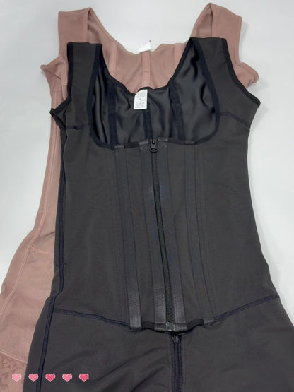 Women's High-Waist Shapewear Pants - Tummy Control Mesh Detail detail view