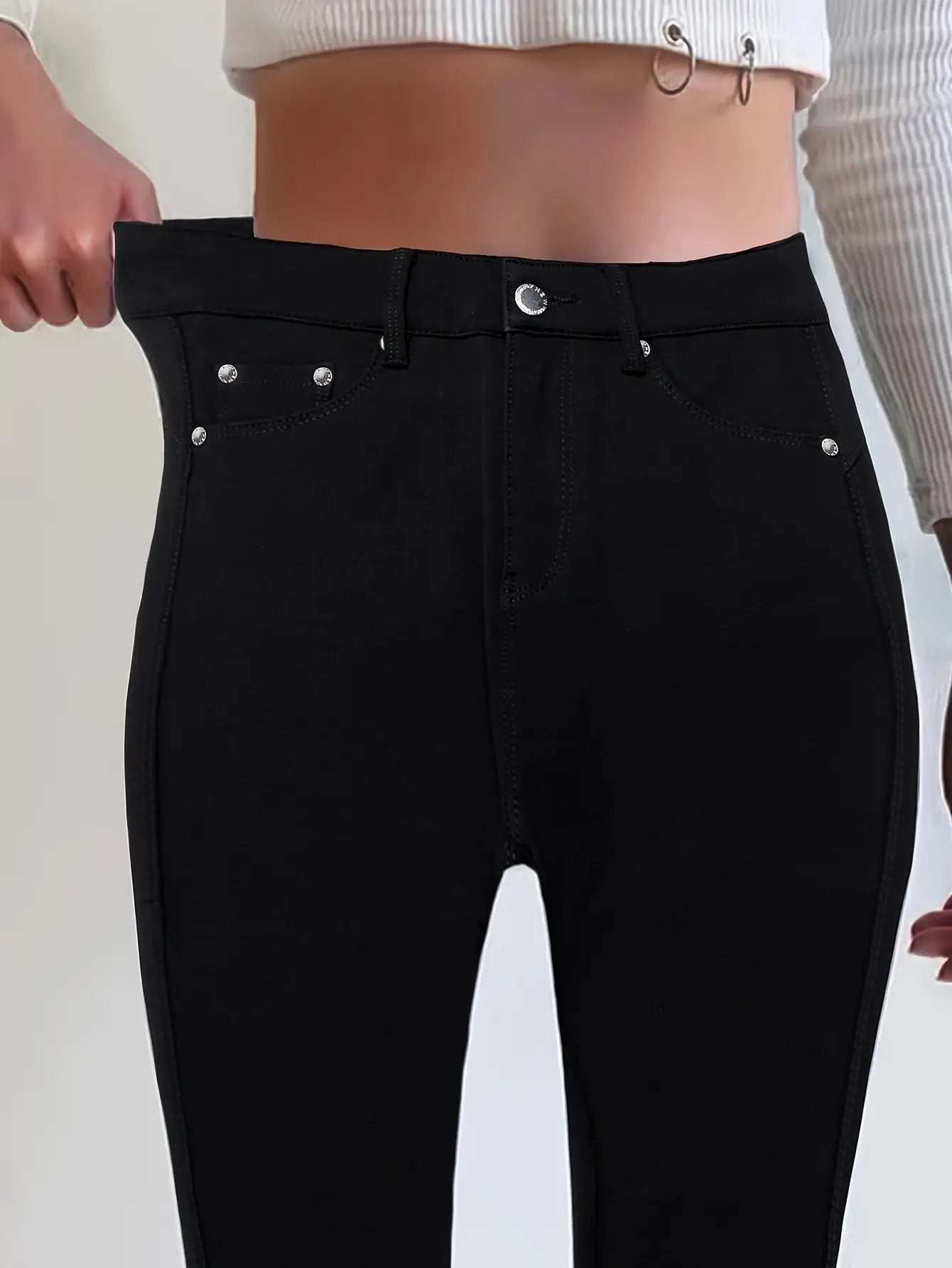 Women's High-Waist Skinny Jeans - Black Button Detail Stretch – Black option – view 8