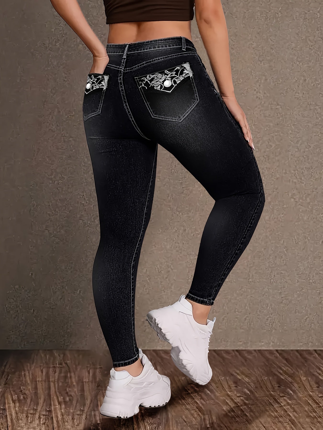 Women's High-Waist Skinny Jeans - Black Embroidered Stretch – 5-Variant Selection detail view