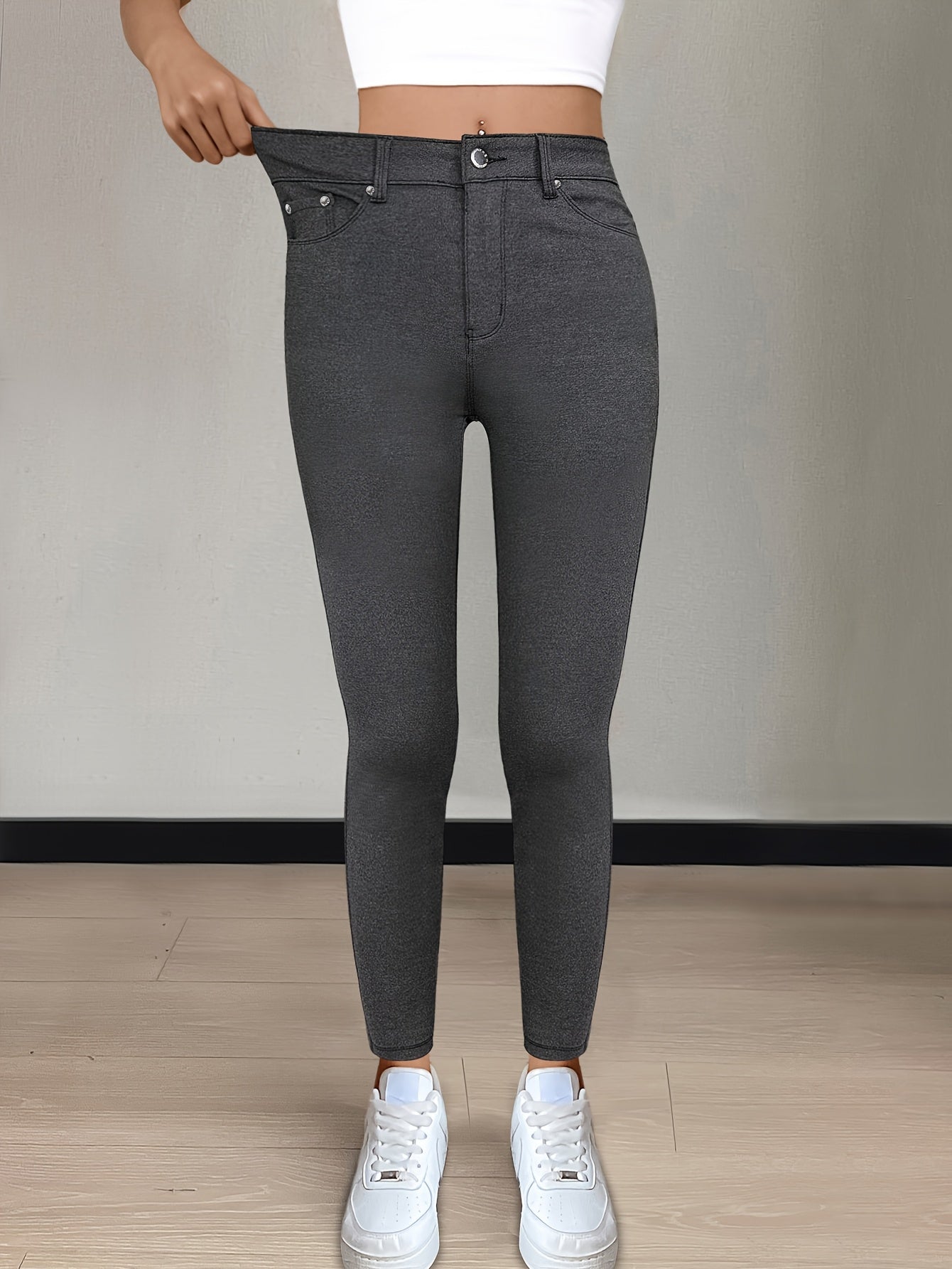Women's High-Waist Skinny Jeans - Black Pocket Detail Stretch Casual detail view