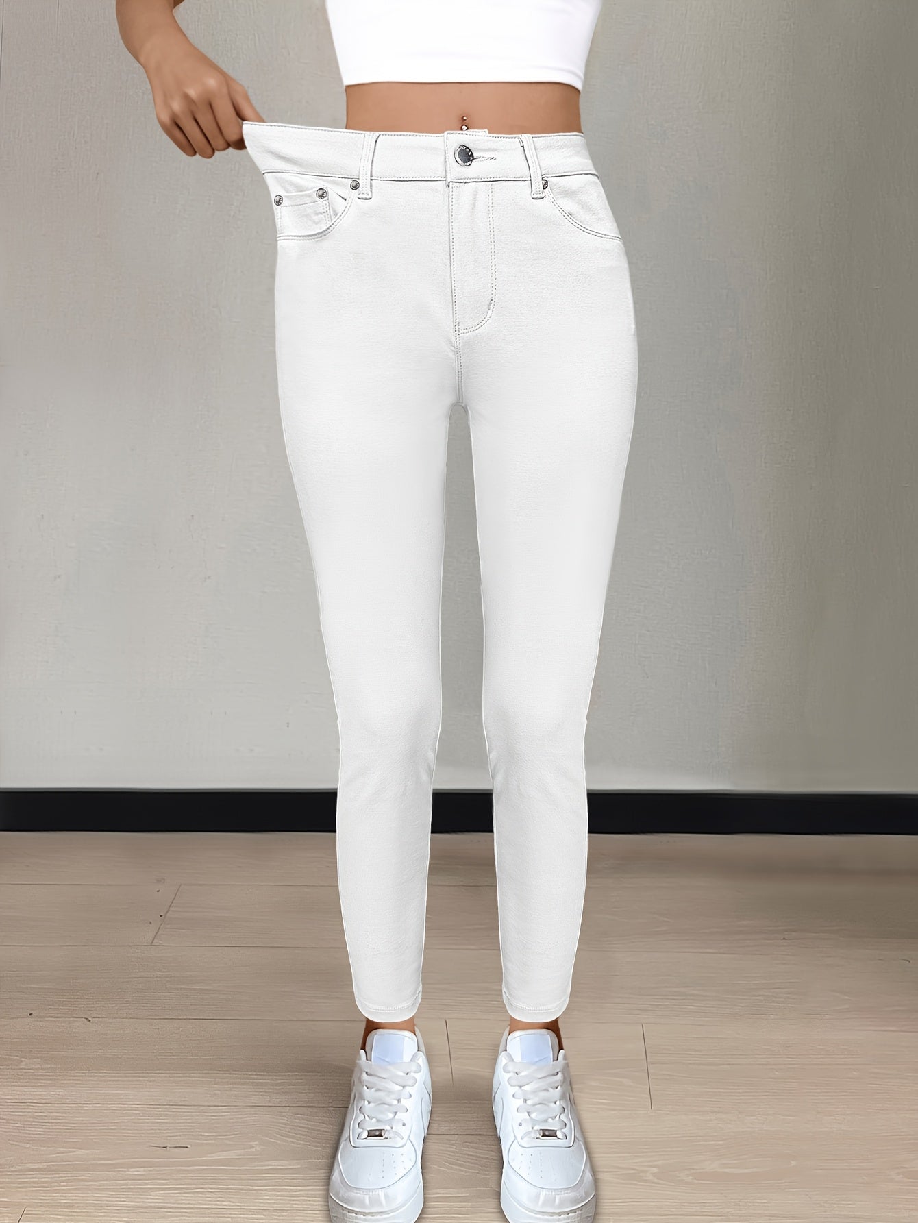Women's High-Waist Skinny Jeans - Black Pocket Detail Stretch Casual detail view