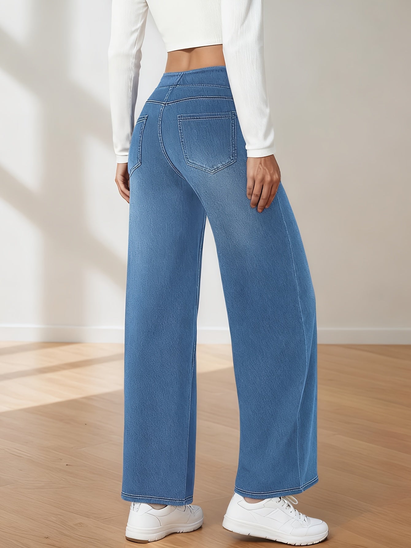 Women's High-Waist Straight Leg Jeans - Green Pocket Detail detail view