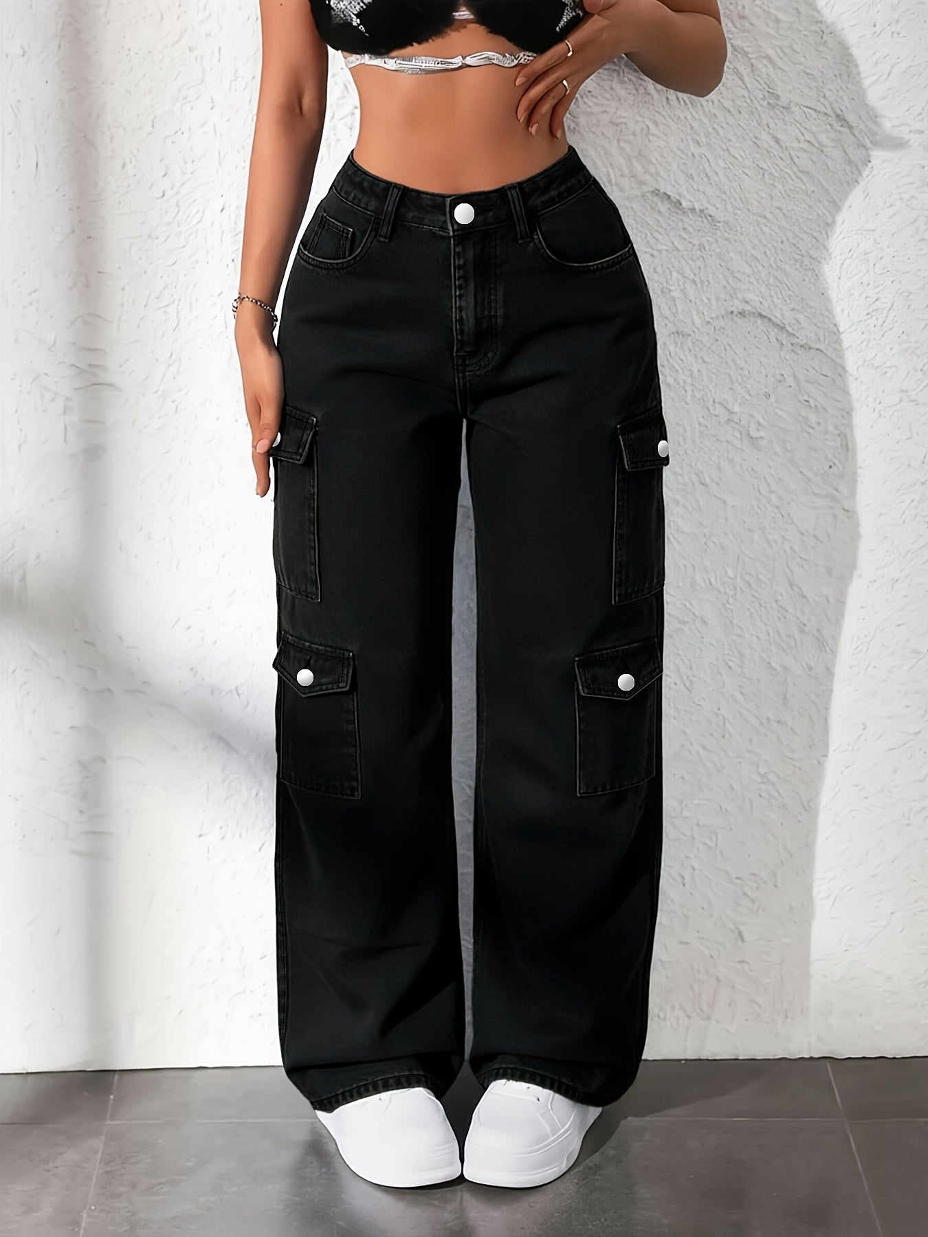 Women's High-Waist Straight Leg Jeans - Light Blue Pocket Detail Stretch detail view