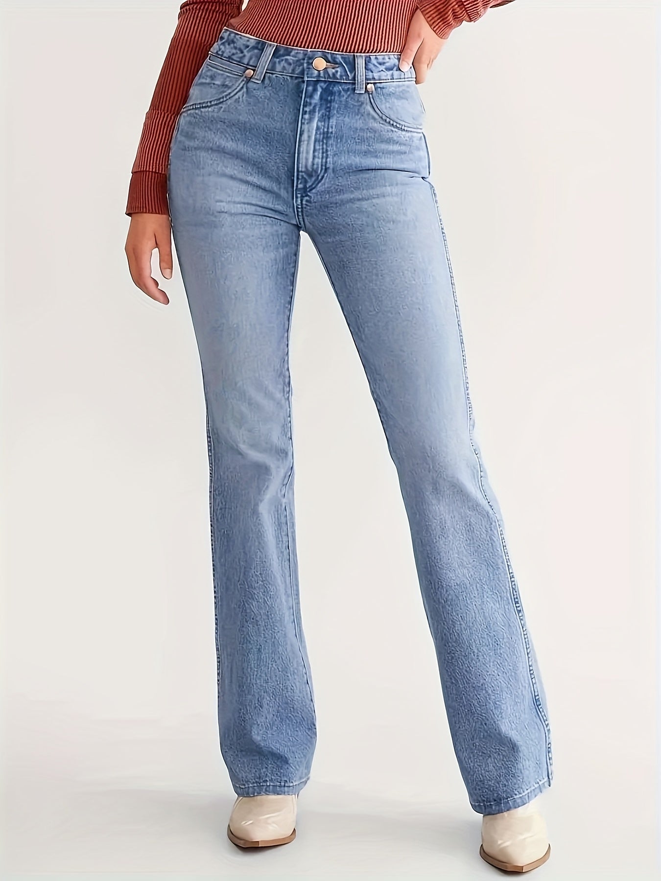 Women's High-Waist Straight Leg Jeans - Powder Blue Stretch detail view