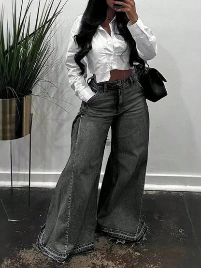Women's High-Waist Wide Leg Jeans - Light Blue Raw Hem detail view