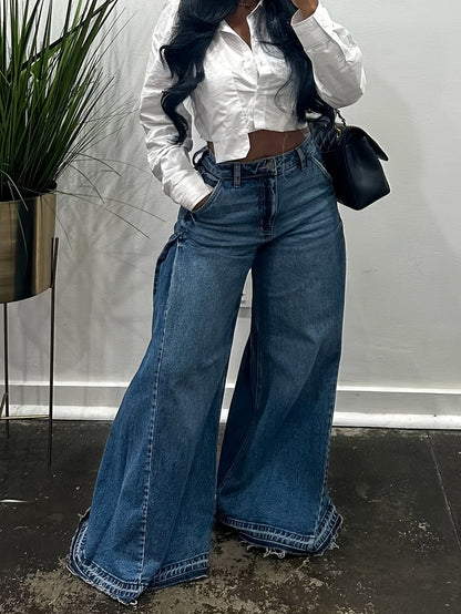 Women's High-Waist Wide Leg Jeans - Light Blue Raw Hem detail view