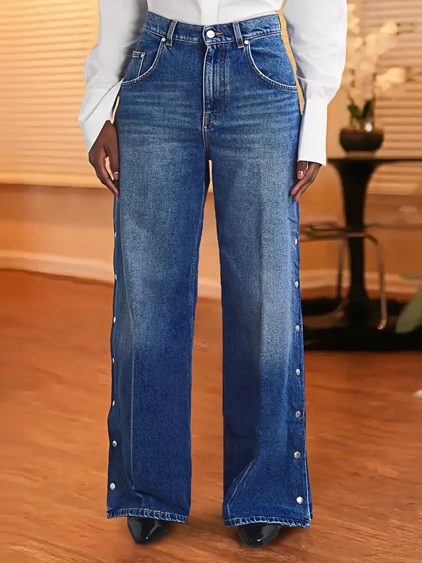 Women's High-Waist Wide Leg Jeans - Medium Blue Button Detail Stretch – Sizes S–XXL detail view