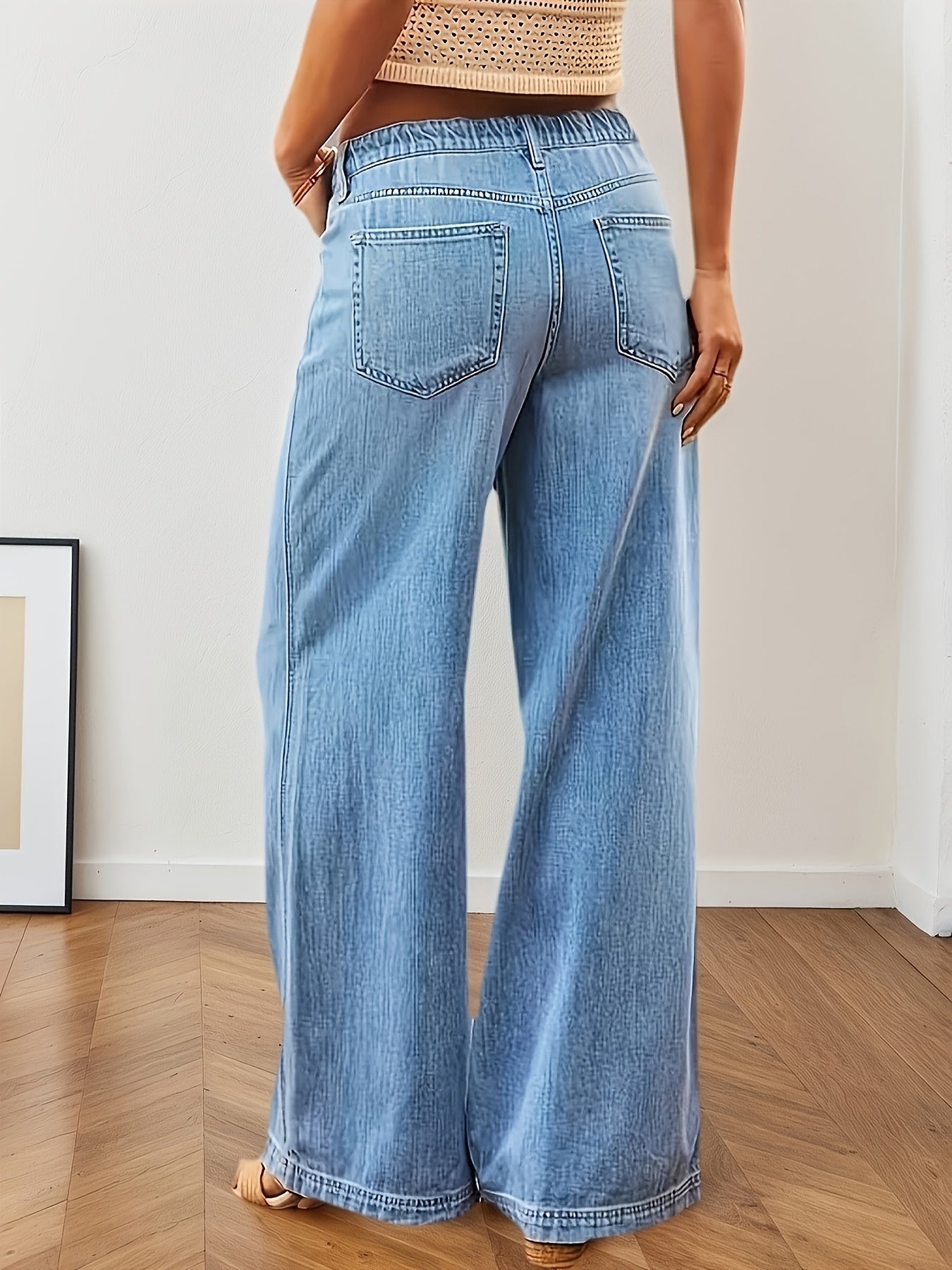 Women's High-Waist Wide Leg Jeans - Medium Blue Streetwear detail view
