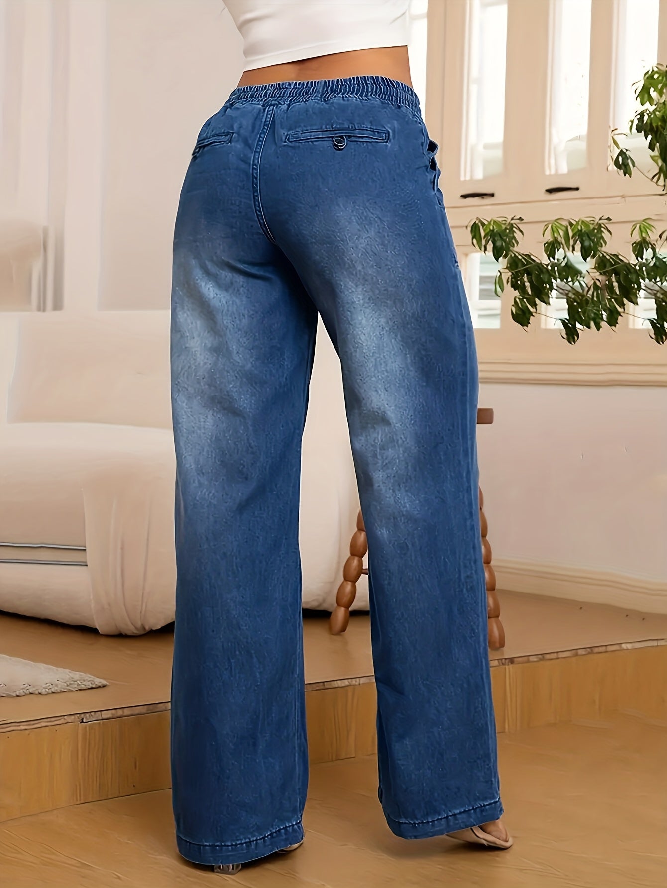 Women's High-Waist Wide Leg Jeans - Medium Blue Stretch detail view