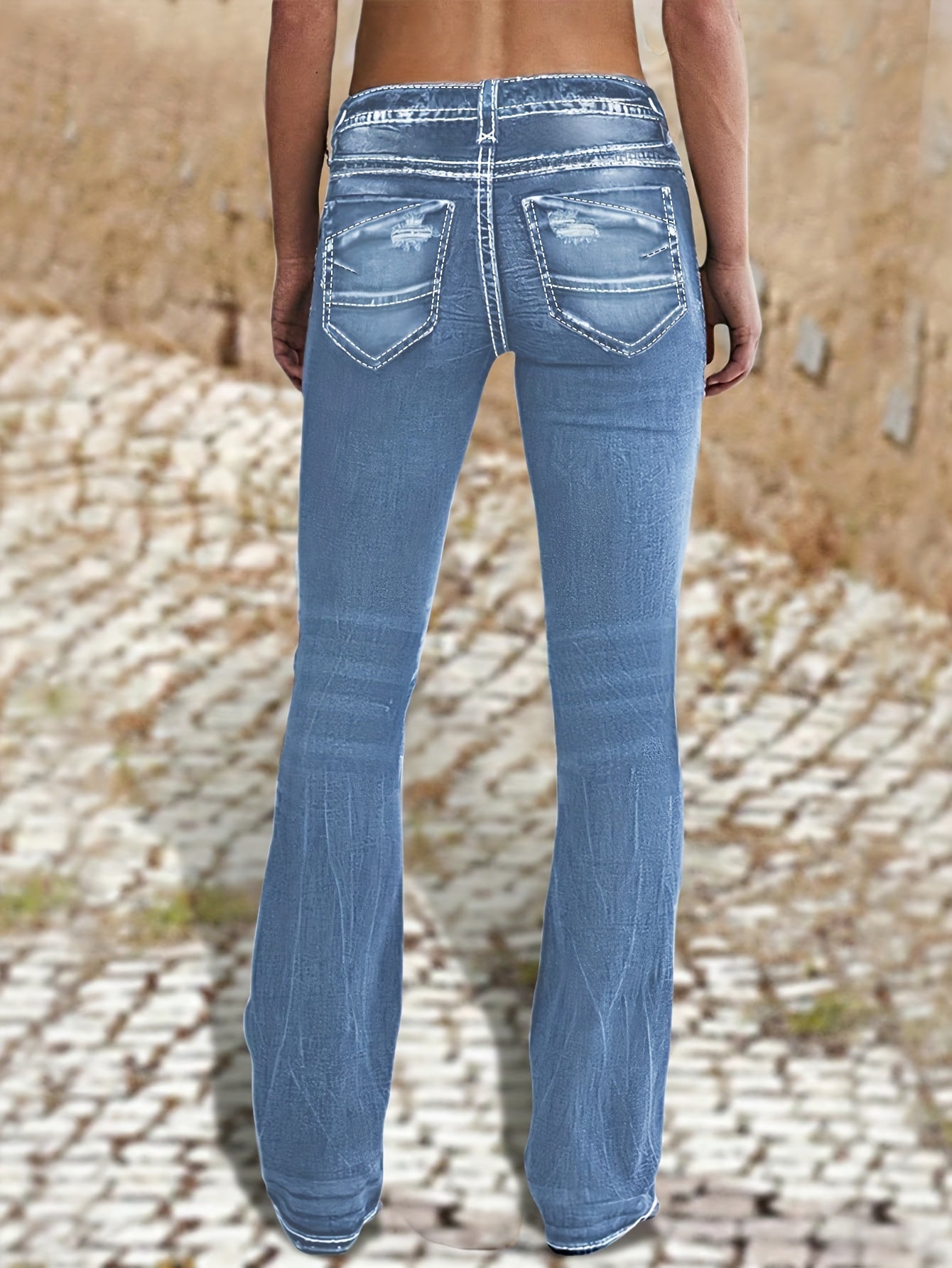 Women's Jeans - Dark Blue Pocket Detail Stretch All-Season detail view