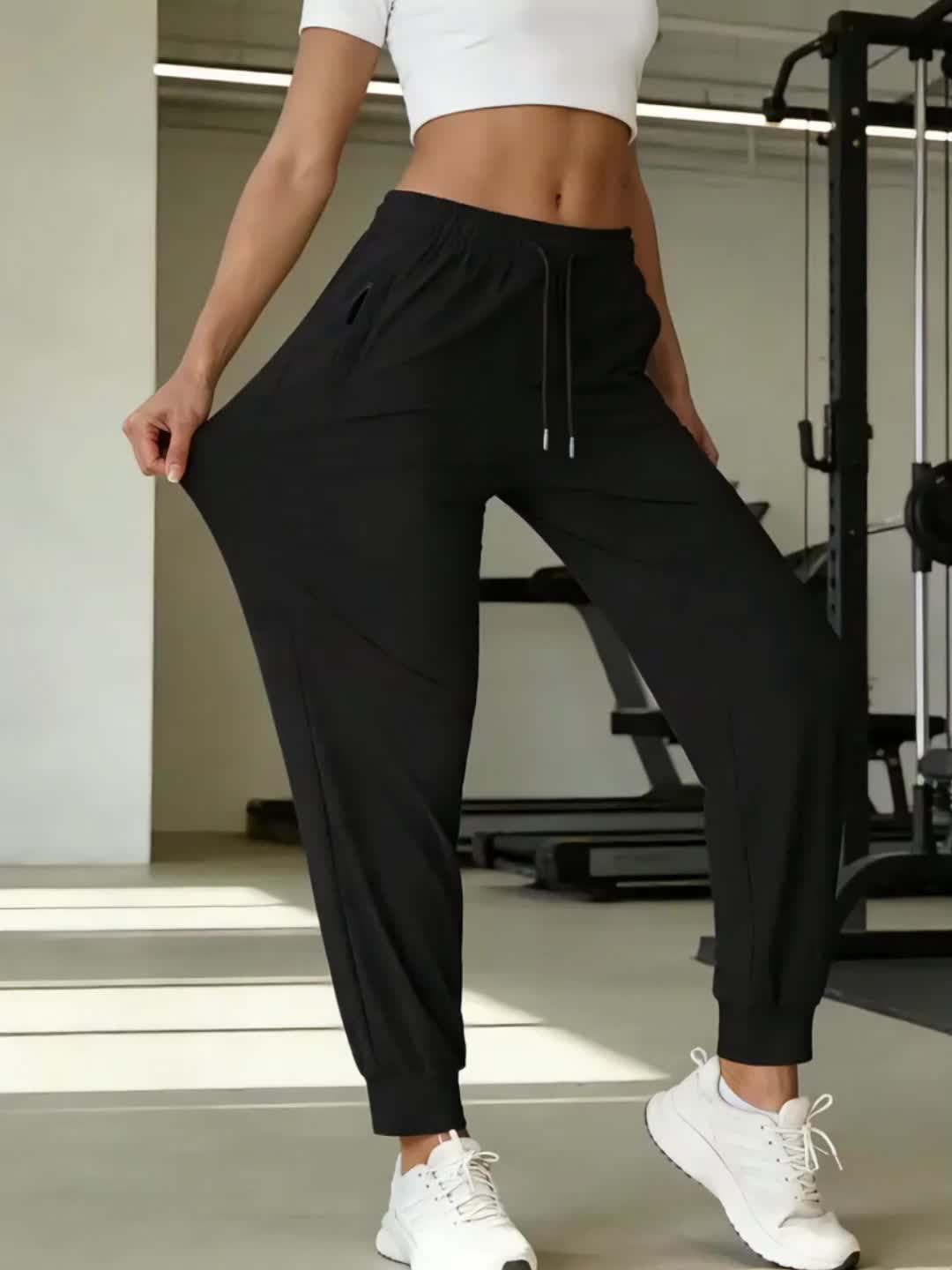 Women's Jogger Pants - High Waist Relaxed fit 45 detail view