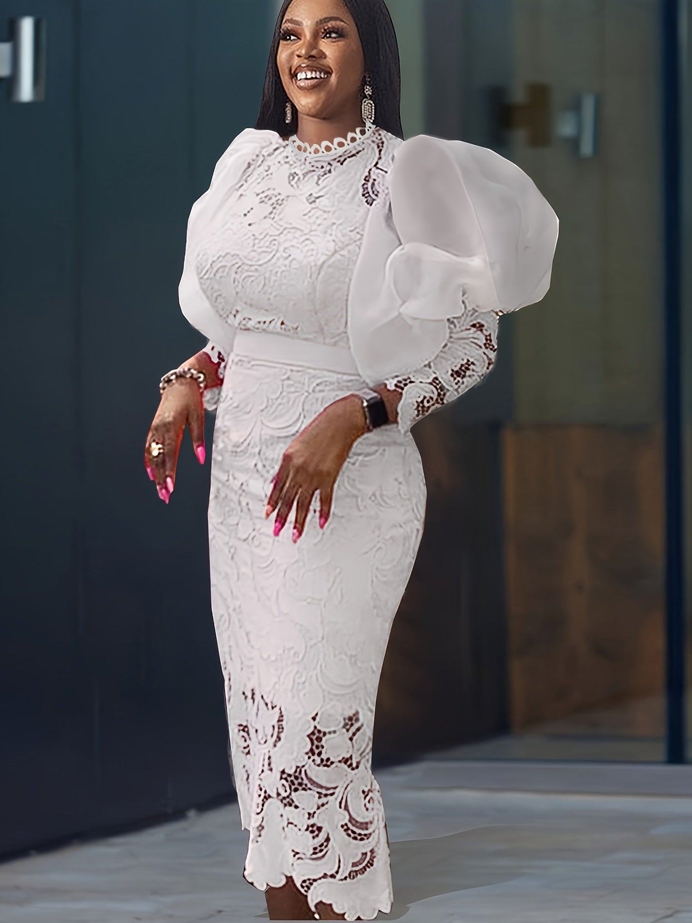 Women's Lace Crew Neck Wedding Dress – White option – view 2
