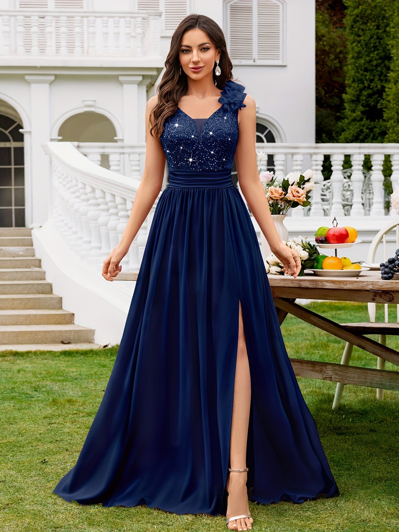 Women's Lace V-Neck Maxi A-Line Dress - Sleeveless detail view