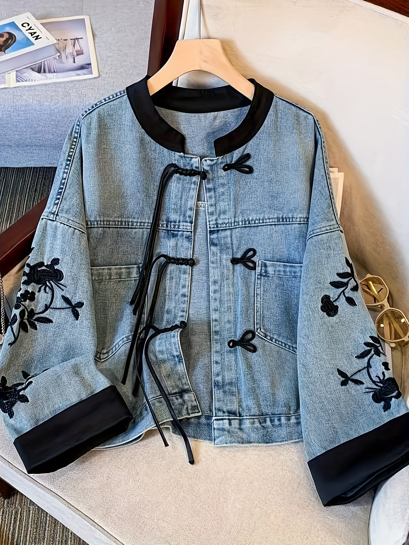 Women's Lightweight Denim Pullover Jacket – Sea Blue detail view