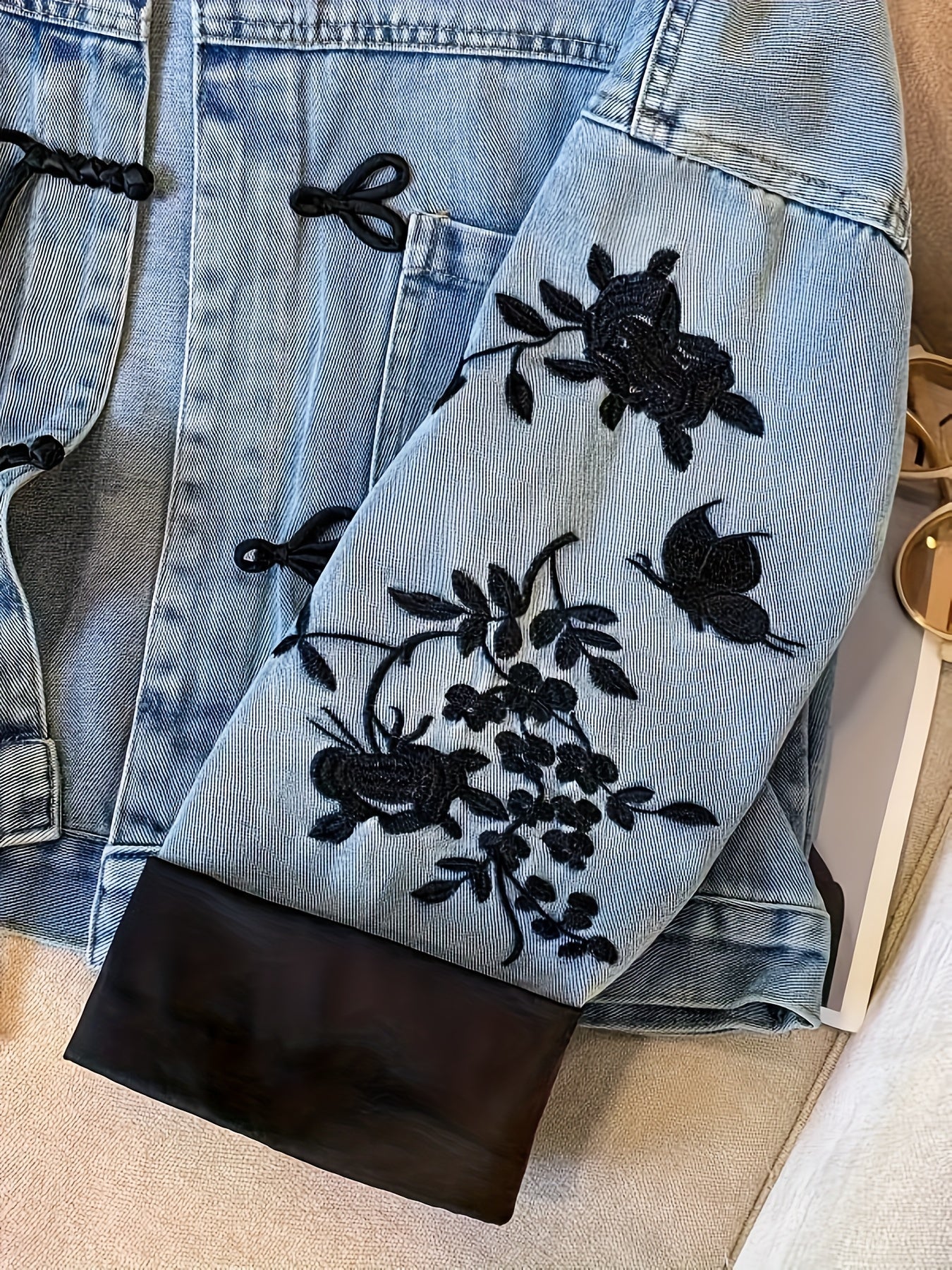 Women's Lightweight Denim Pullover Jacket – Sea Blue detail view