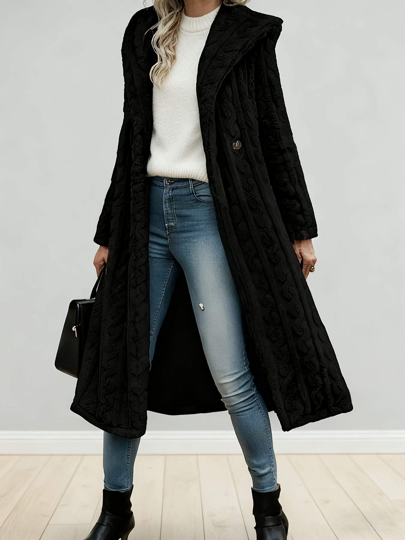 Women's Lightweight Single-Breasted Cardigan detail view