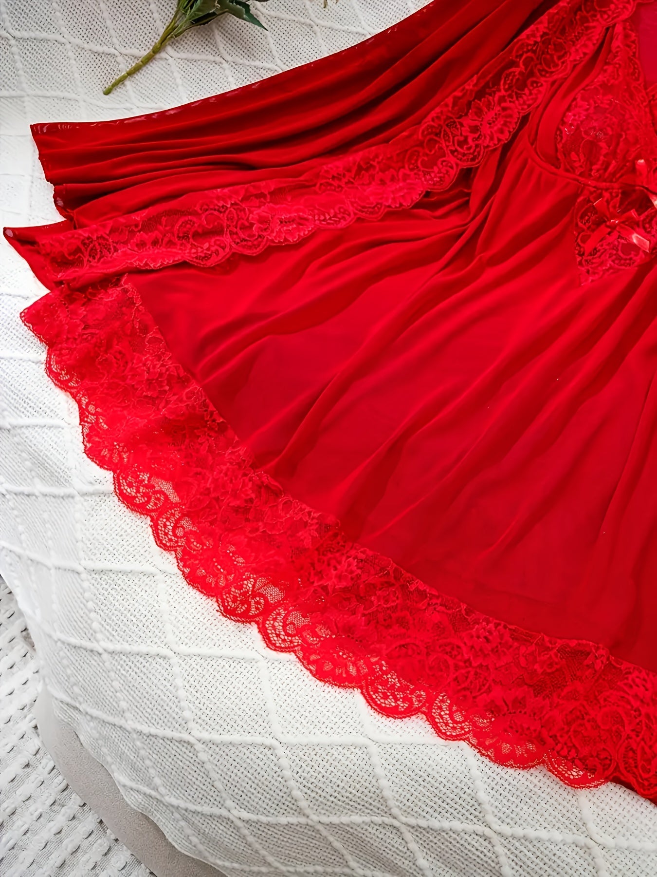 Women's Lingerie Set - Lace Detail – Red detail view