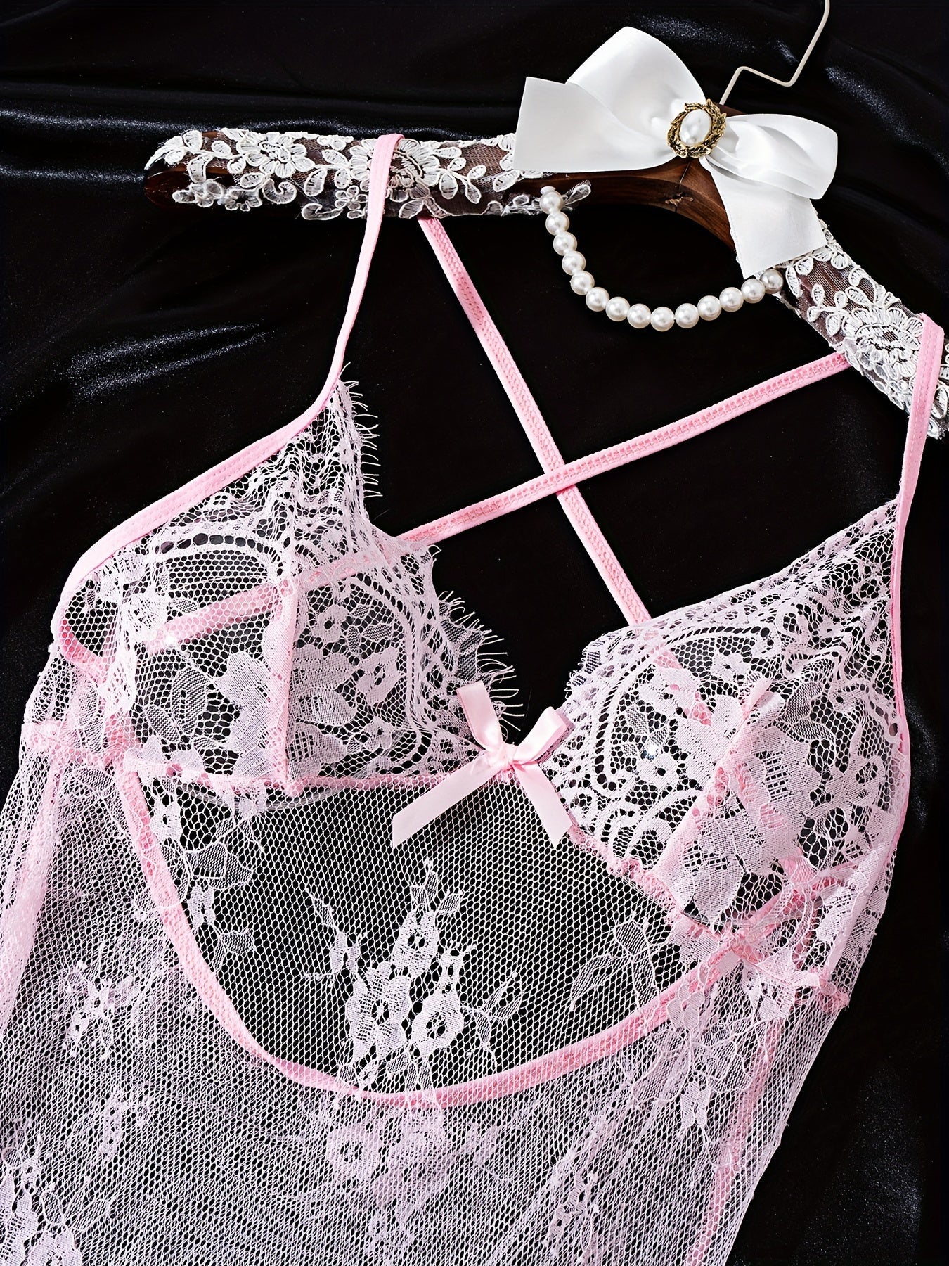 Women's Lingerie Set - Romantic Lace – Pink – view 5