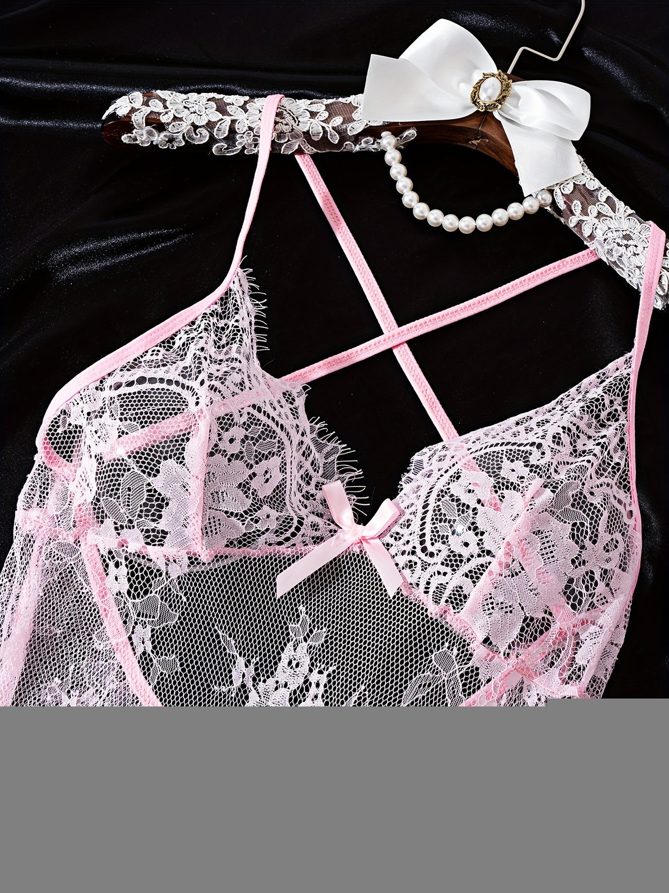 Women's Lingerie Set - Romantic Lace – Pink – view 12
