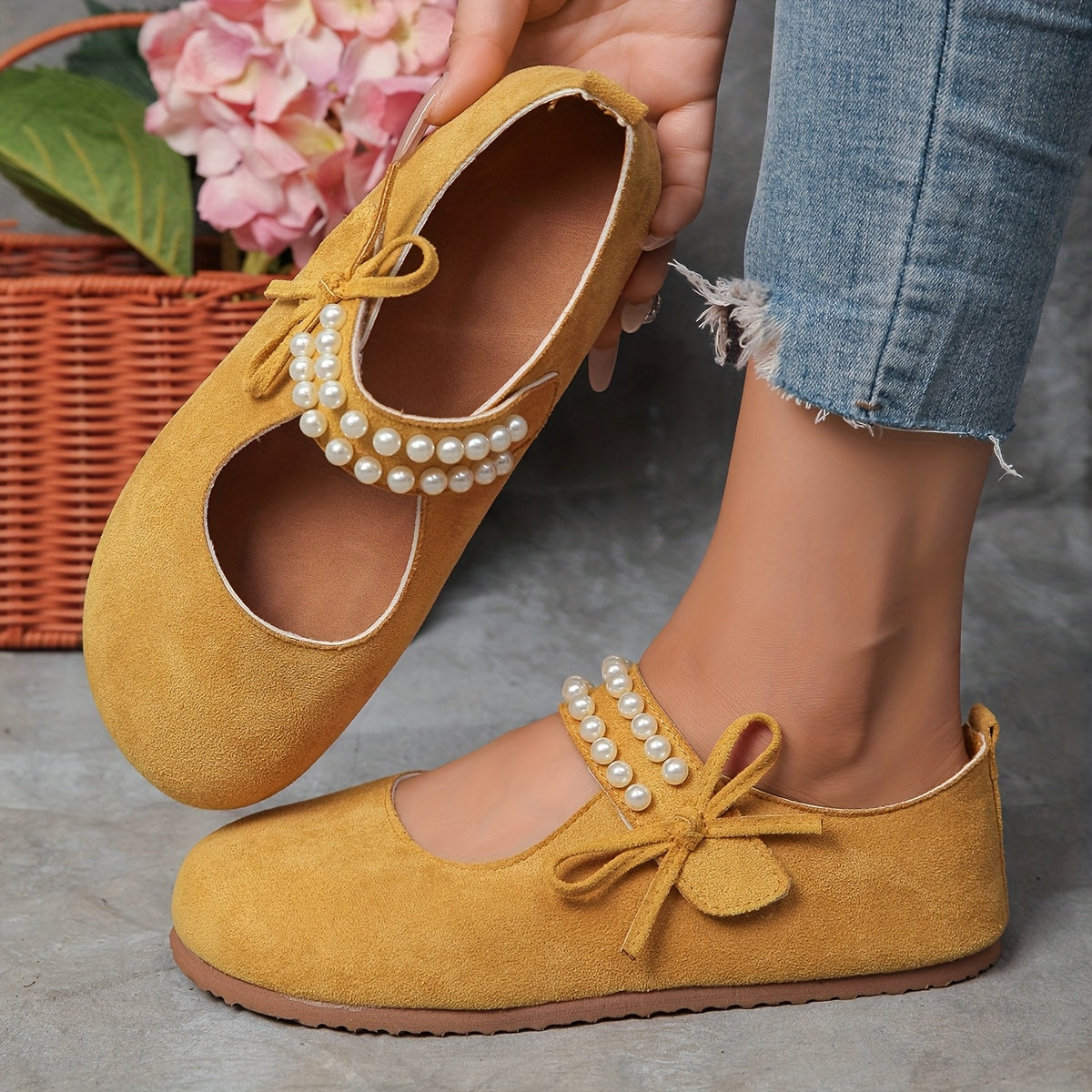 Women's Loafers & Flats – Cushioned for Work & Events – Yellow option – view 3