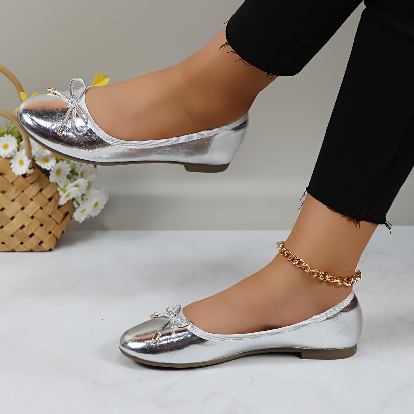 Women's Loafers & Flats - Slip-On for Everyday Wear - Signature Style – view 4