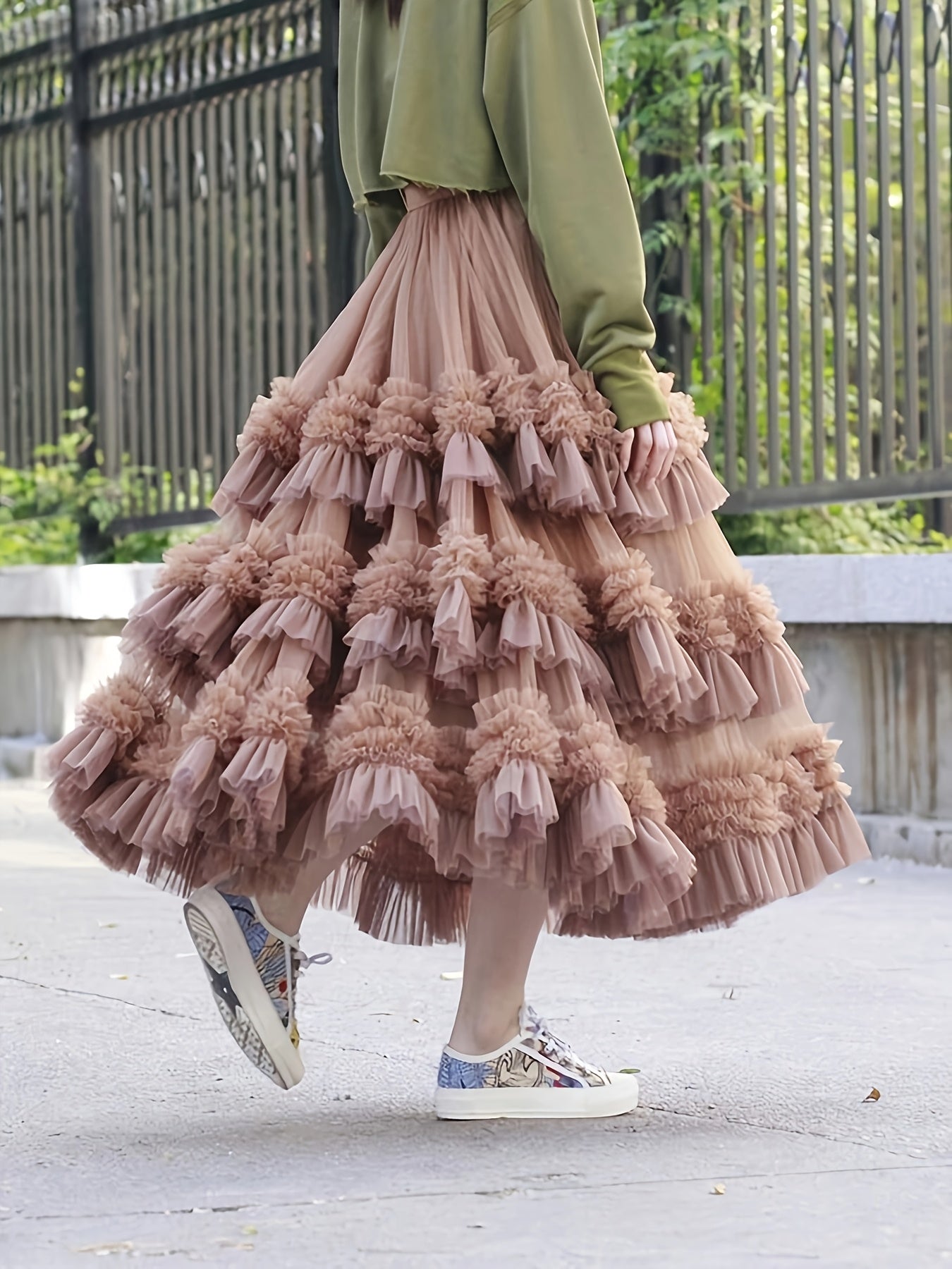 Women's Maxi A-Line Skirt - Solid Color Tulle Layer detail view