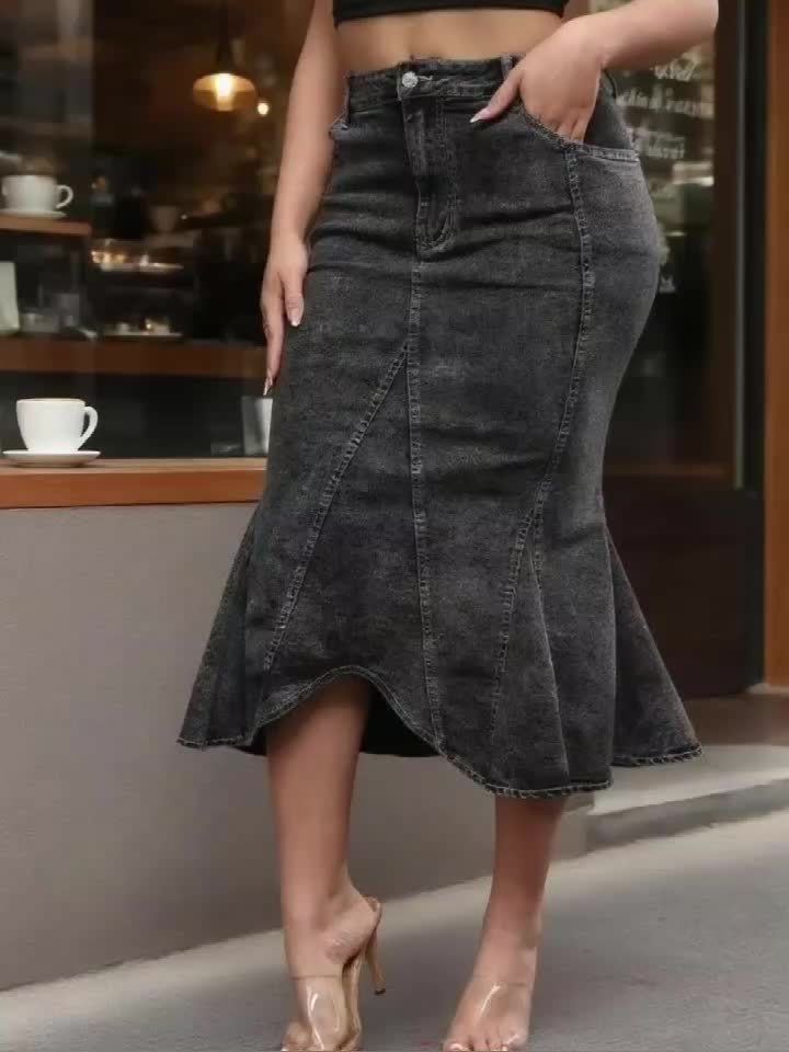 Women's Maxi Denim Skirt - High-Waist Slit Detail detail view