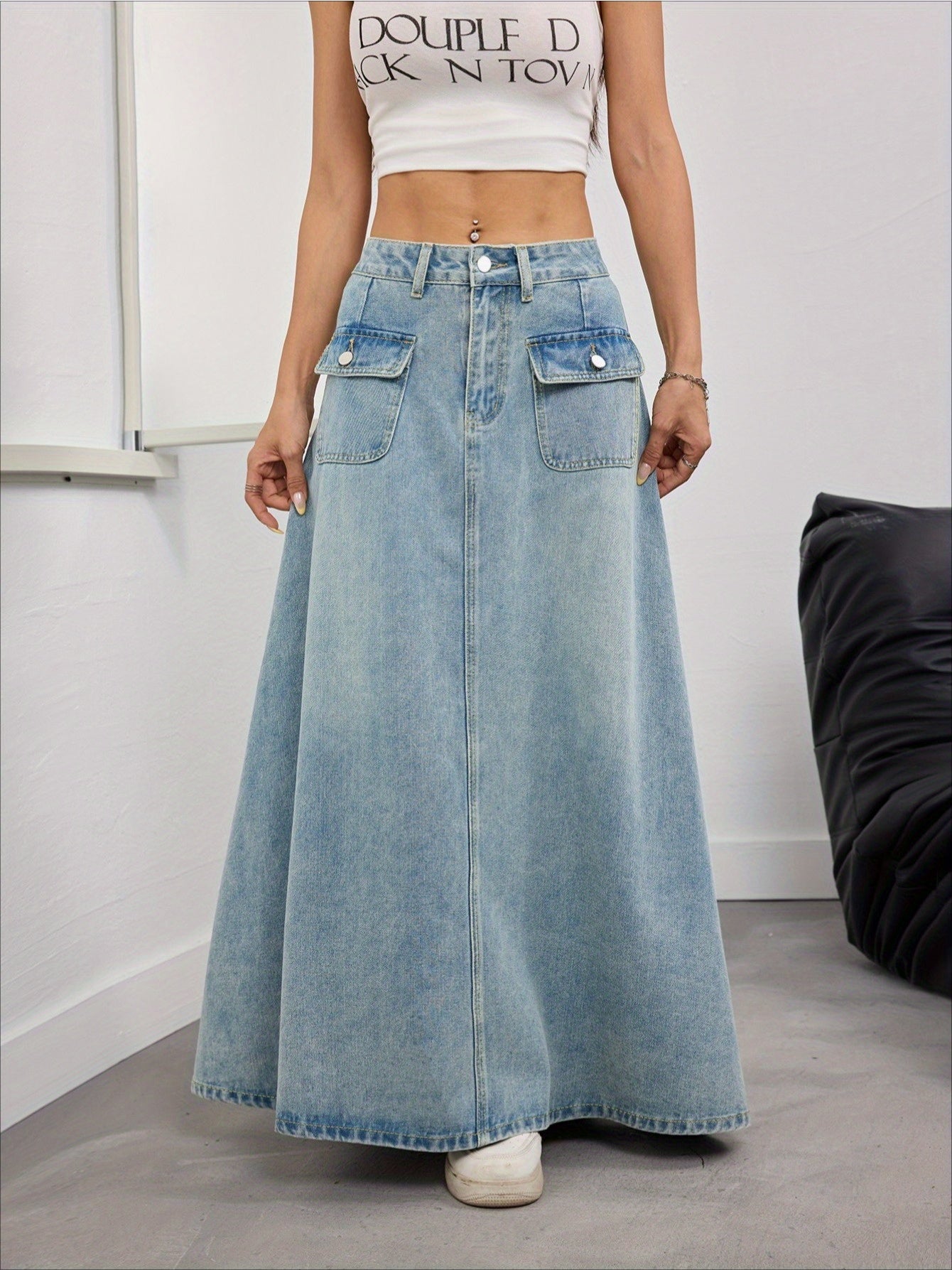 Women's Maxi Denim Skirt - Low-Rise Pocket Detail – Blue option – main product image
