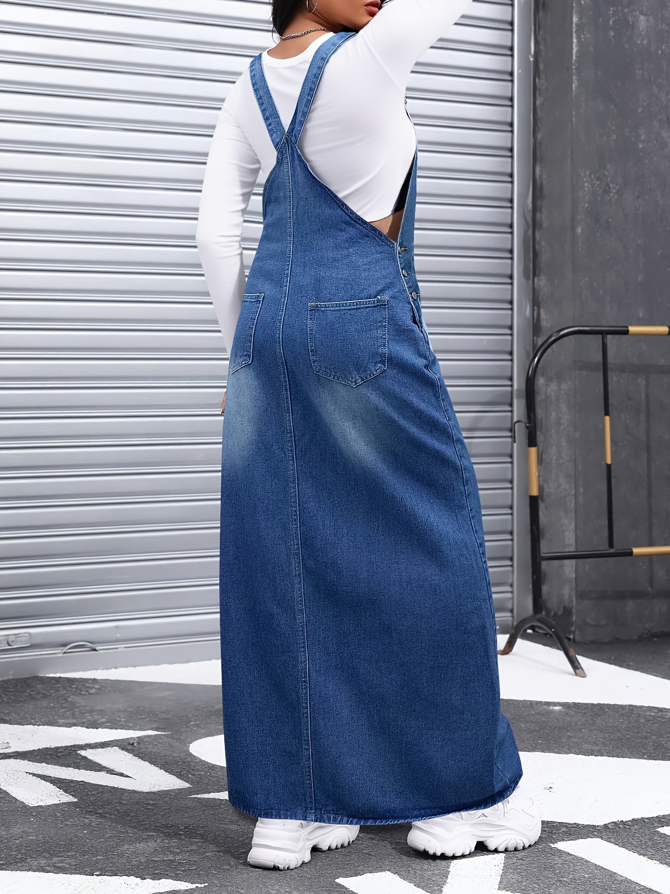 Women's Maxi Denim Skirt - Solid Color Button Front detail view