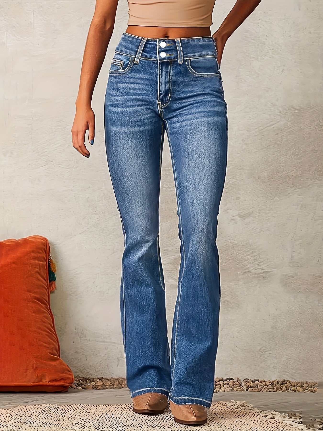 Women's Mid-Rise Jeans - Dark Blue Button Detail – Blue option – view 2