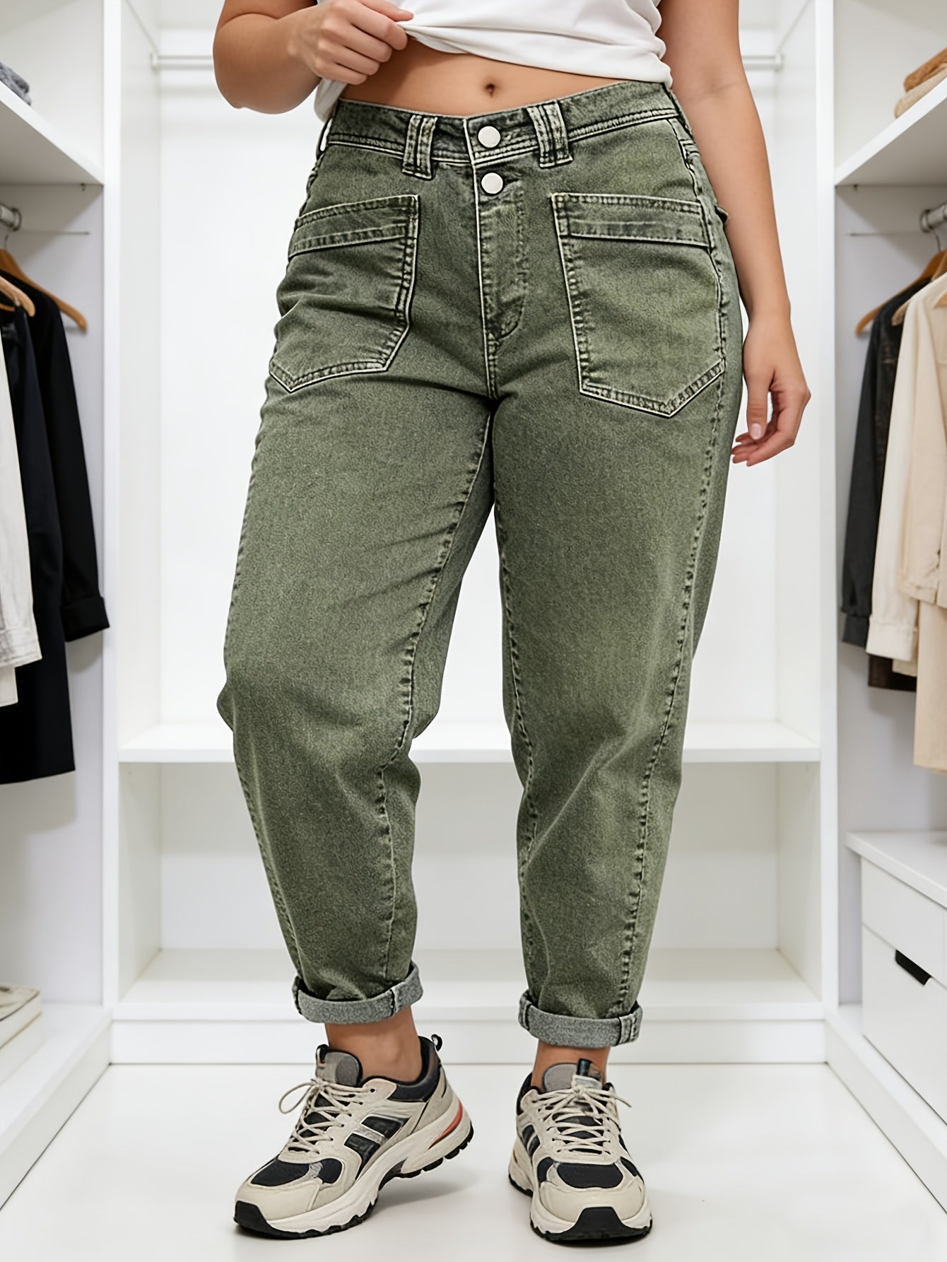 Women's Mid-Rise Straight Leg Jeans - Brown Pocket Detail – view 8
