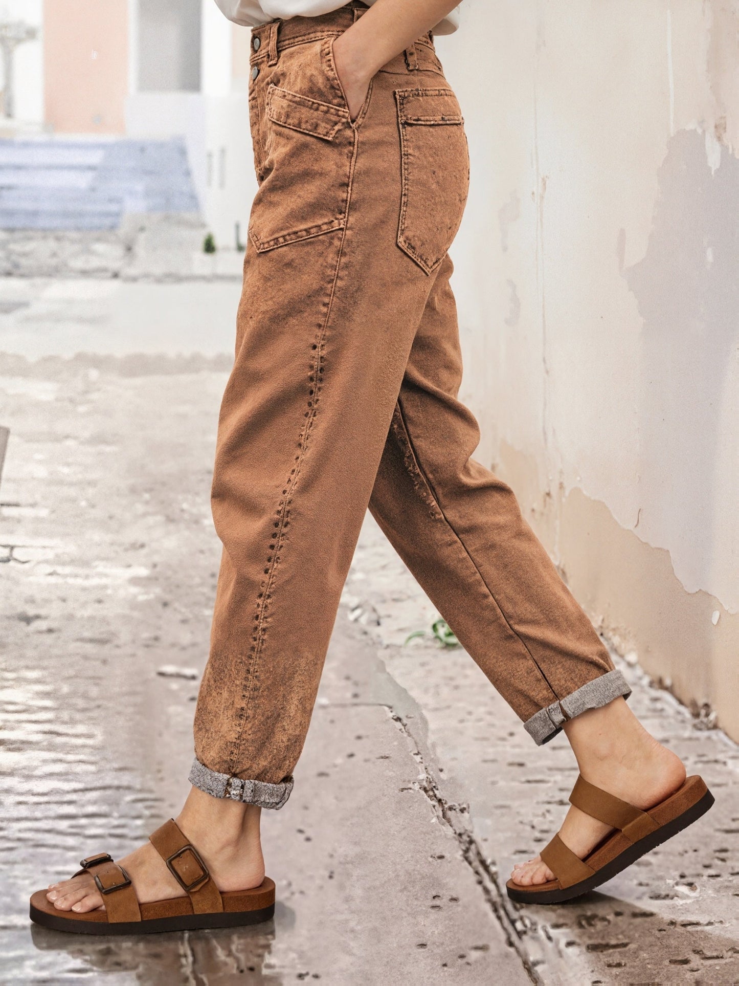 Women's Mid-Rise Straight Leg Jeans - Olive Green Pocket Detail Stretch detail view