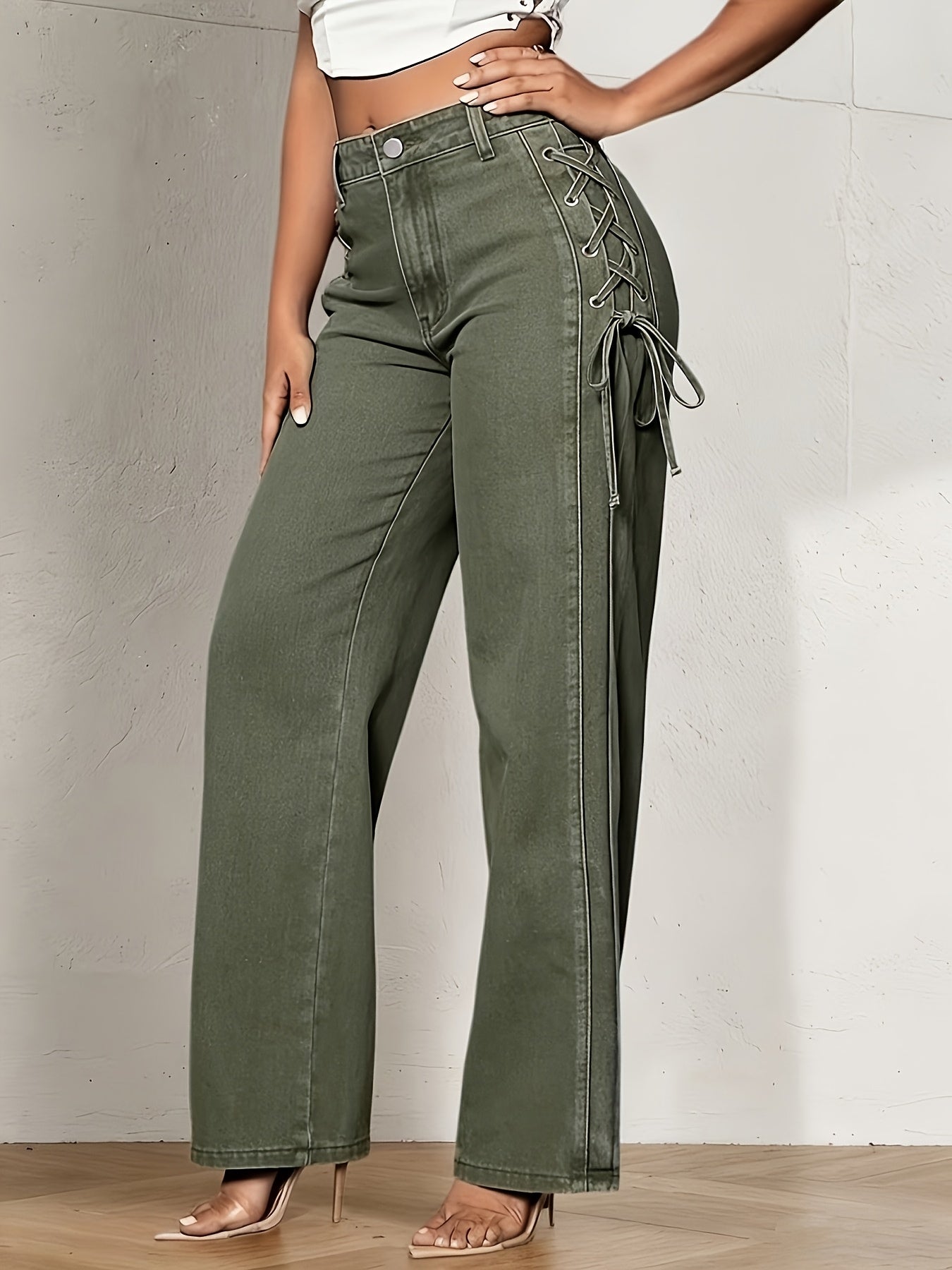 Women's Mid-Rise Wide Leg Jeans - Blue Stretch detail view