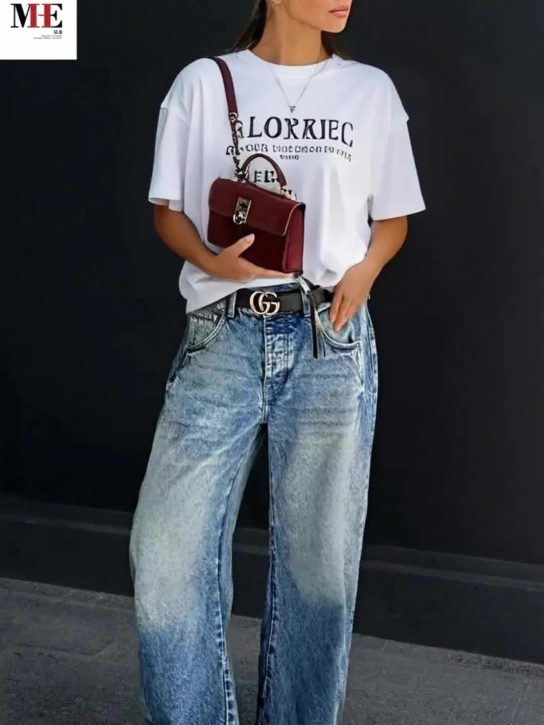 Women's Mid-Rise Wide Leg Jeans - Medium Blue Vintage Wash Stretch detail view