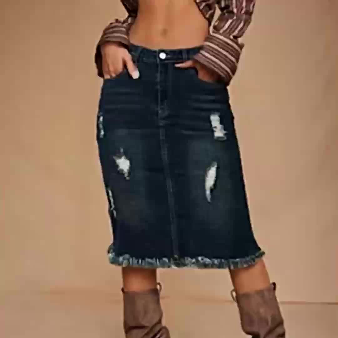 Women's Midi Denim Skirt - Mid-Rise Solid Color detail view