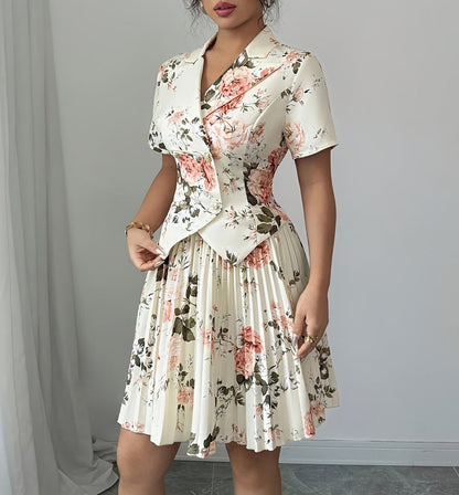 Women's Multicolor Floral Casual Dress - Pleated detail view