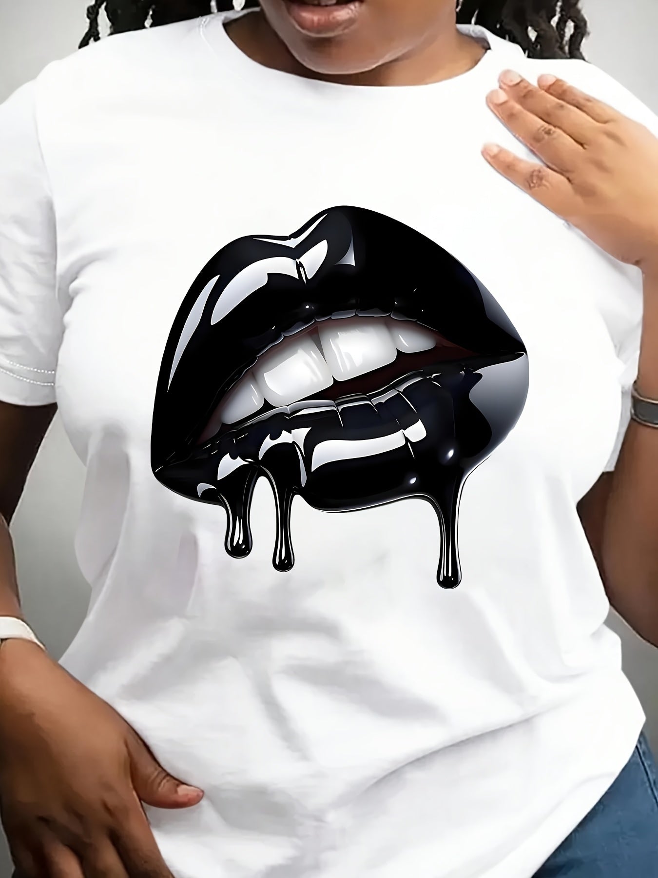 Women's Oversized T-Shirt - Round Neck Short Sleeve – Black / White detail view