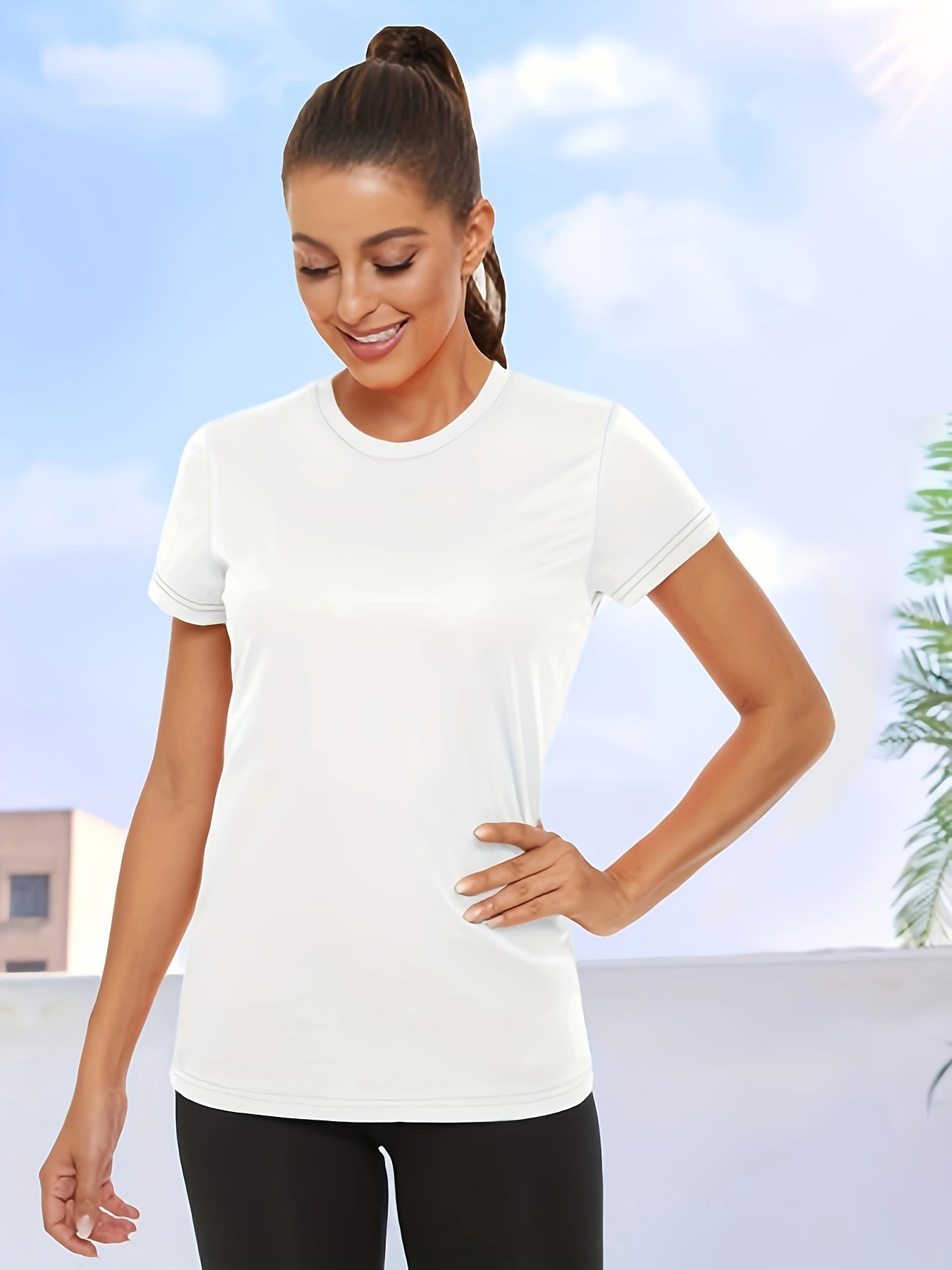 Women's Performance T-Shirt - 5-Pack Round Neck Short Sleeve detail view