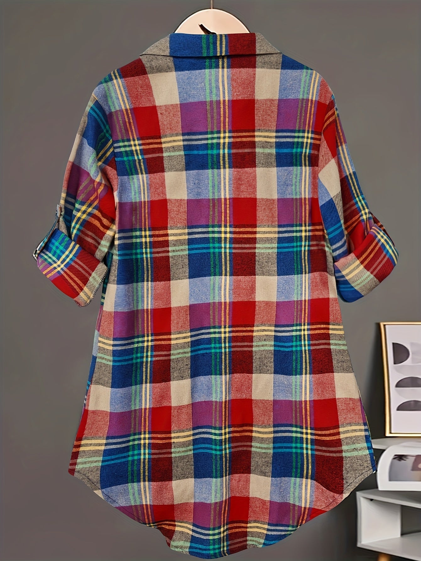 Women's Plaid Blouse - Collared Long Sleeve – Green / Red detail view