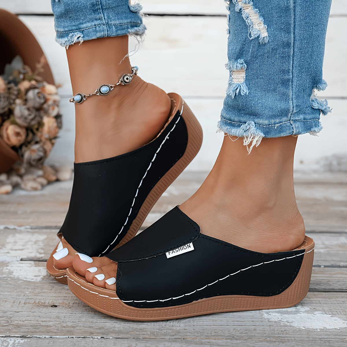 Women's Platform Sandals – Slip-On for Everyday Wear – Black – Black option – main product image