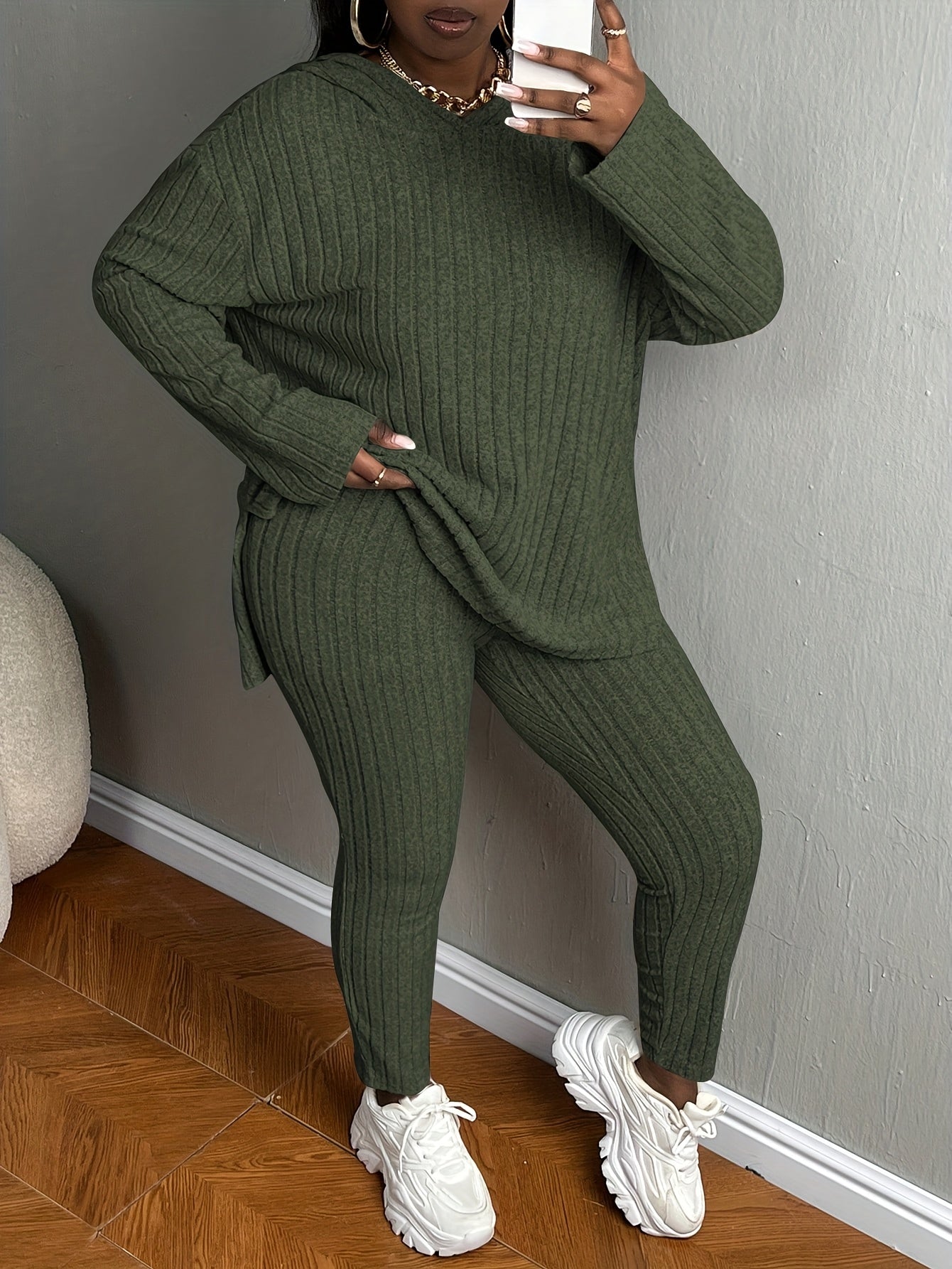 Women's Plus Size Outfit Set - Long Sleeve – view 10