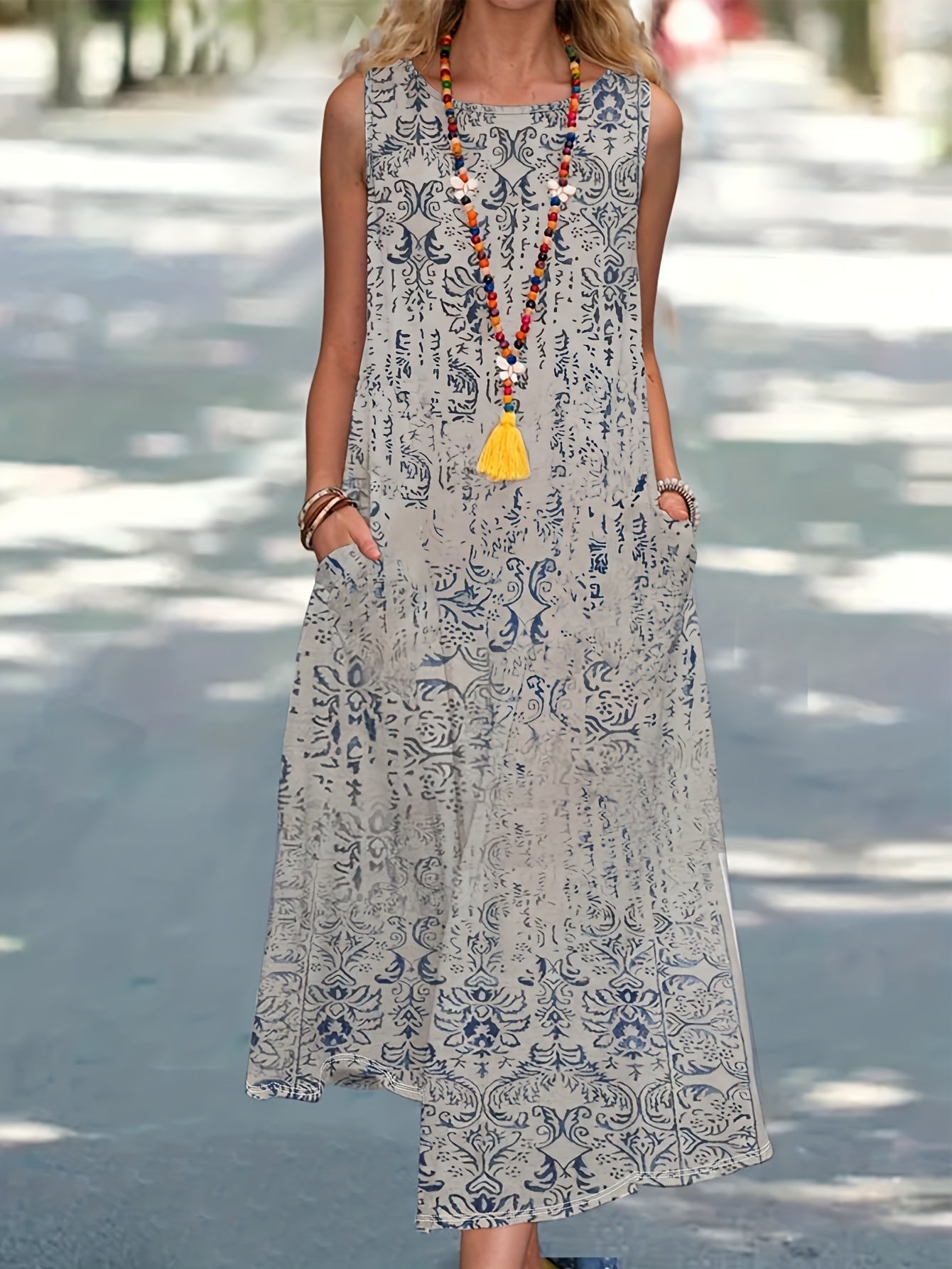 Women's Printed Crew Neck Casual Dress detail view