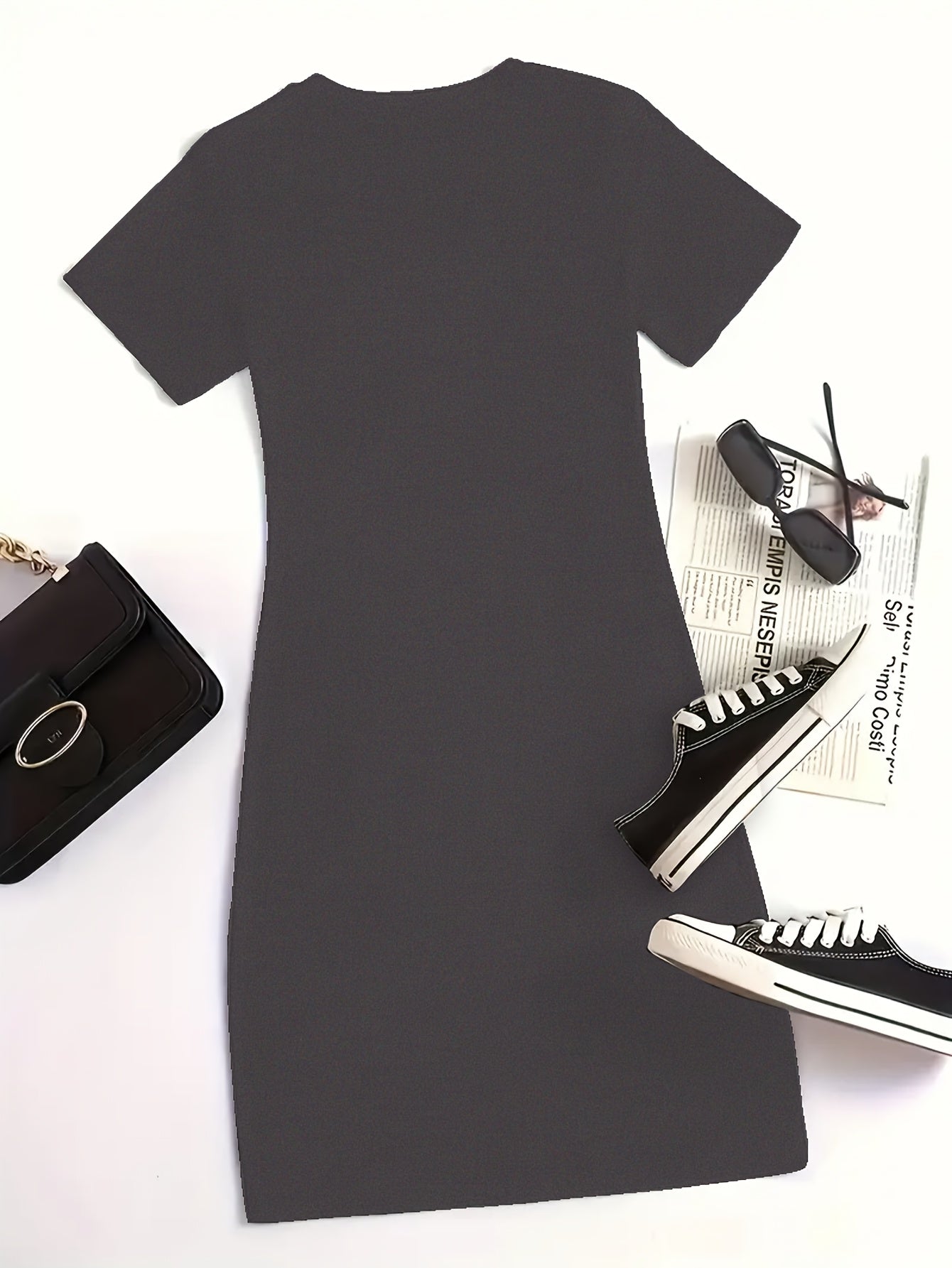 Women's Printed Crew Neck Casual Dress - Pocket detail view