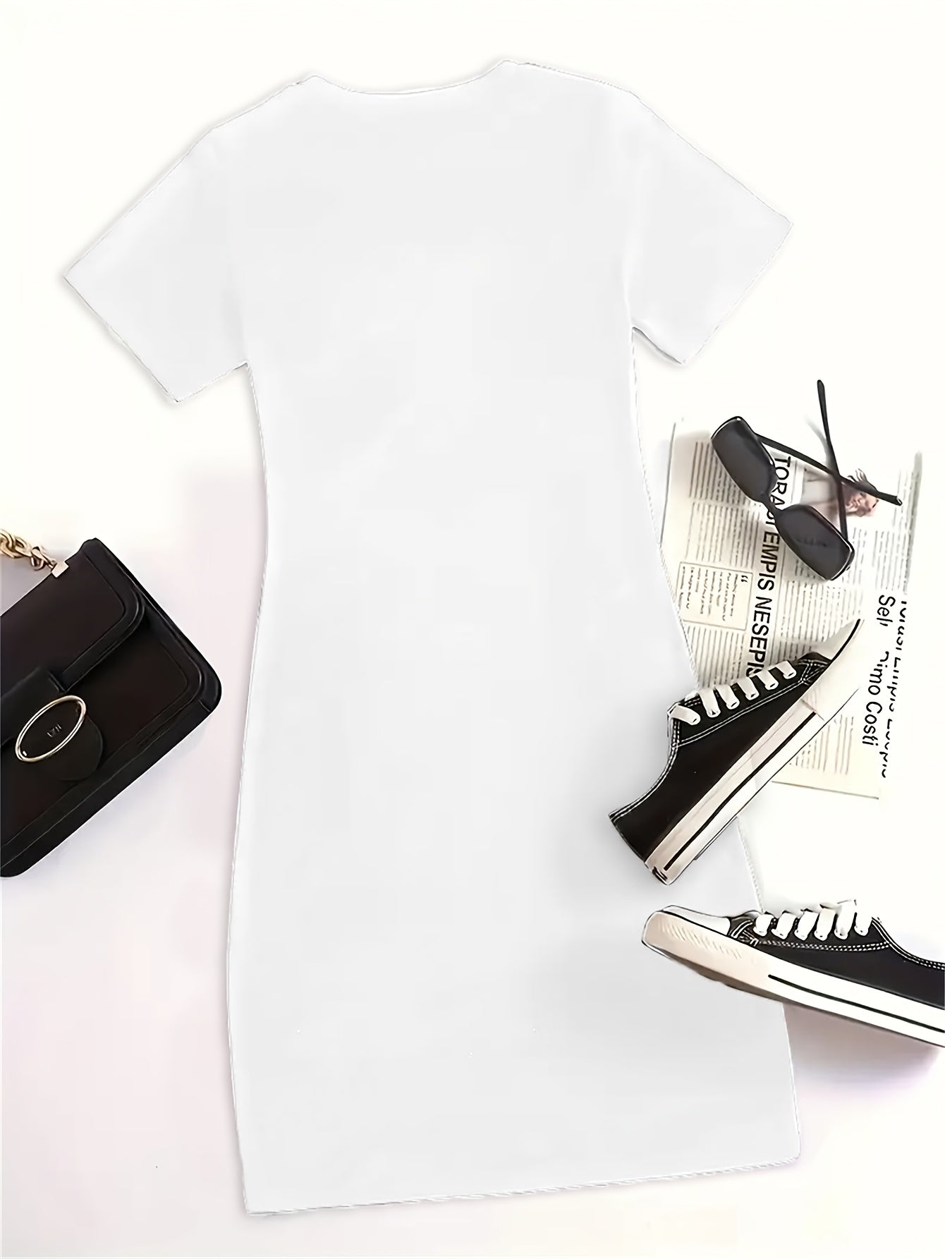 Women's Printed Crew Neck Casual Dress - Pocket detail view