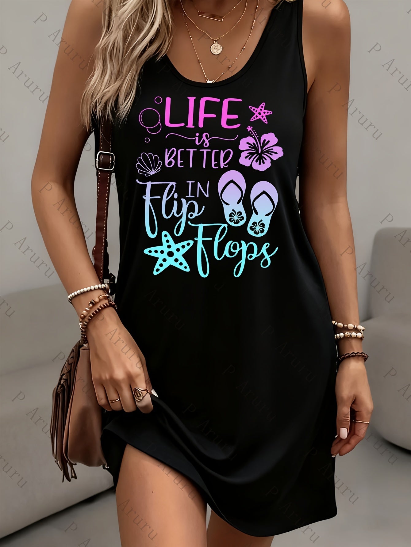 Women's Printed Maxi Vacation Dress - Pocket detail view