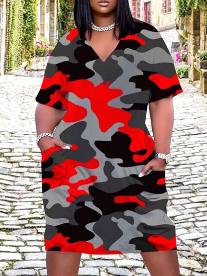 Women's Printed V-Neck Midi Casual Dress - Pocket detail view