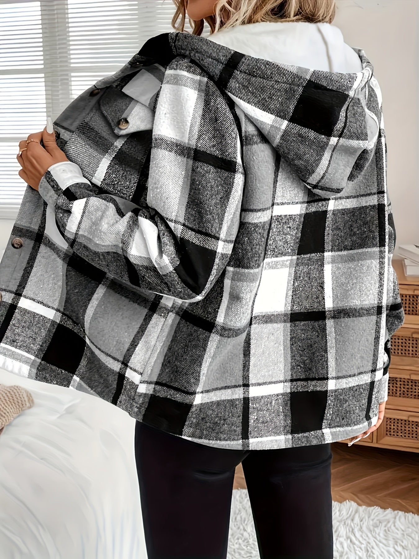 Women's Relaxed Denim Plaid Jacket detail view